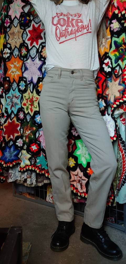 Vintage 70s LEVIS Sta-Prest Pants HIGH WAISTED Beige Pants Retro Skinny Jeans student campus tan jeans petite neutral tones preppy punk