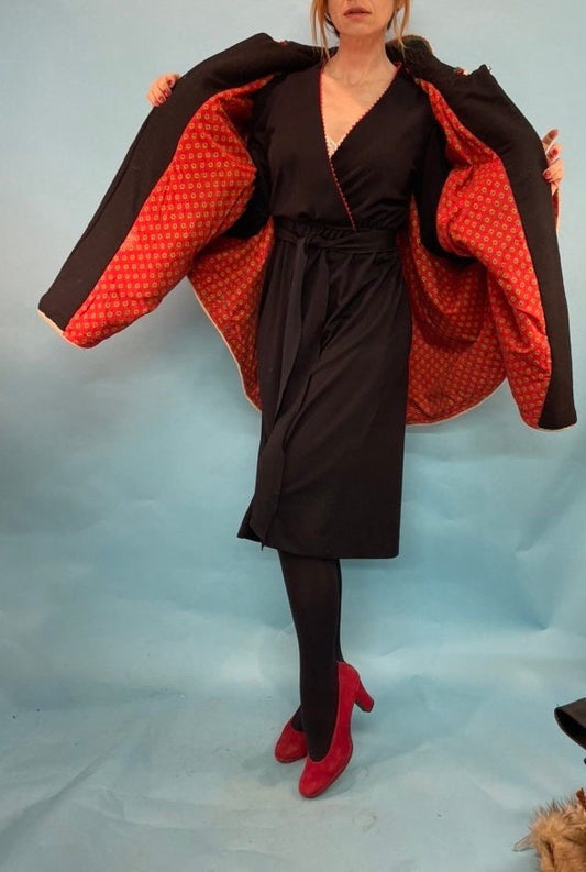 vtg 50s BLACK WOOL CAPE // Scandinavian Style Festive Winter Coat // Oktoberfest femme dracula costume red riding hood swedish german norsk