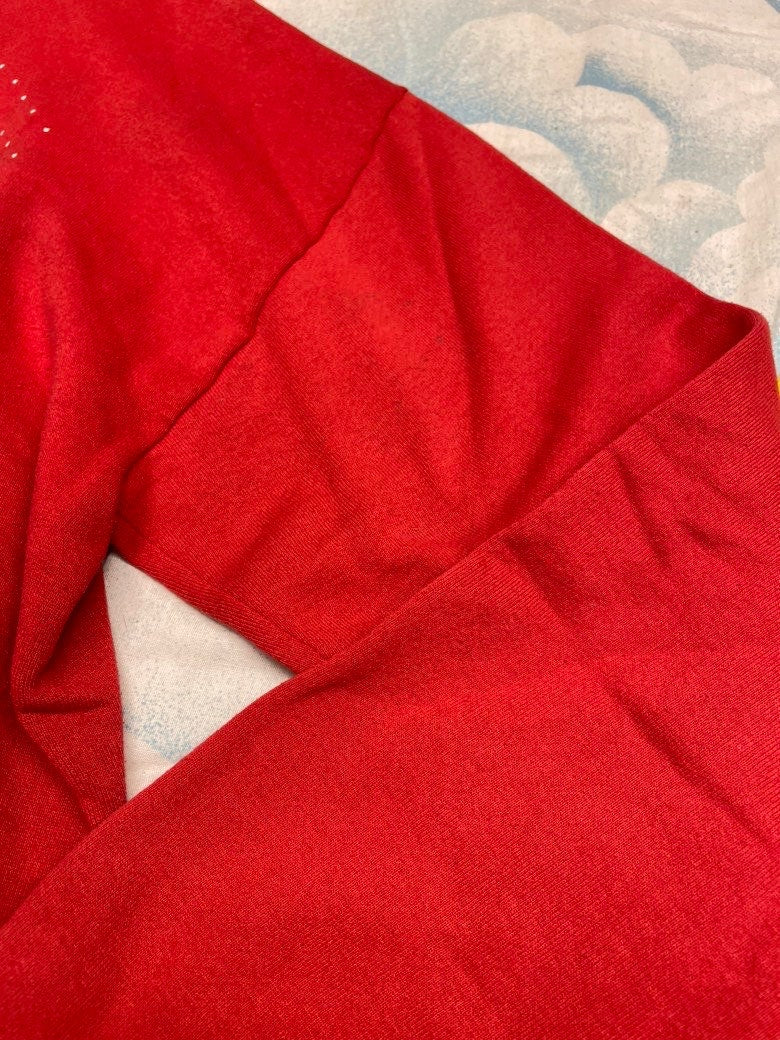 vtg 90s RED YELLOWSTONE HOODIE // national park tourist forest scene animal nature print cute fall cozy wildlife art t shirt winter snow