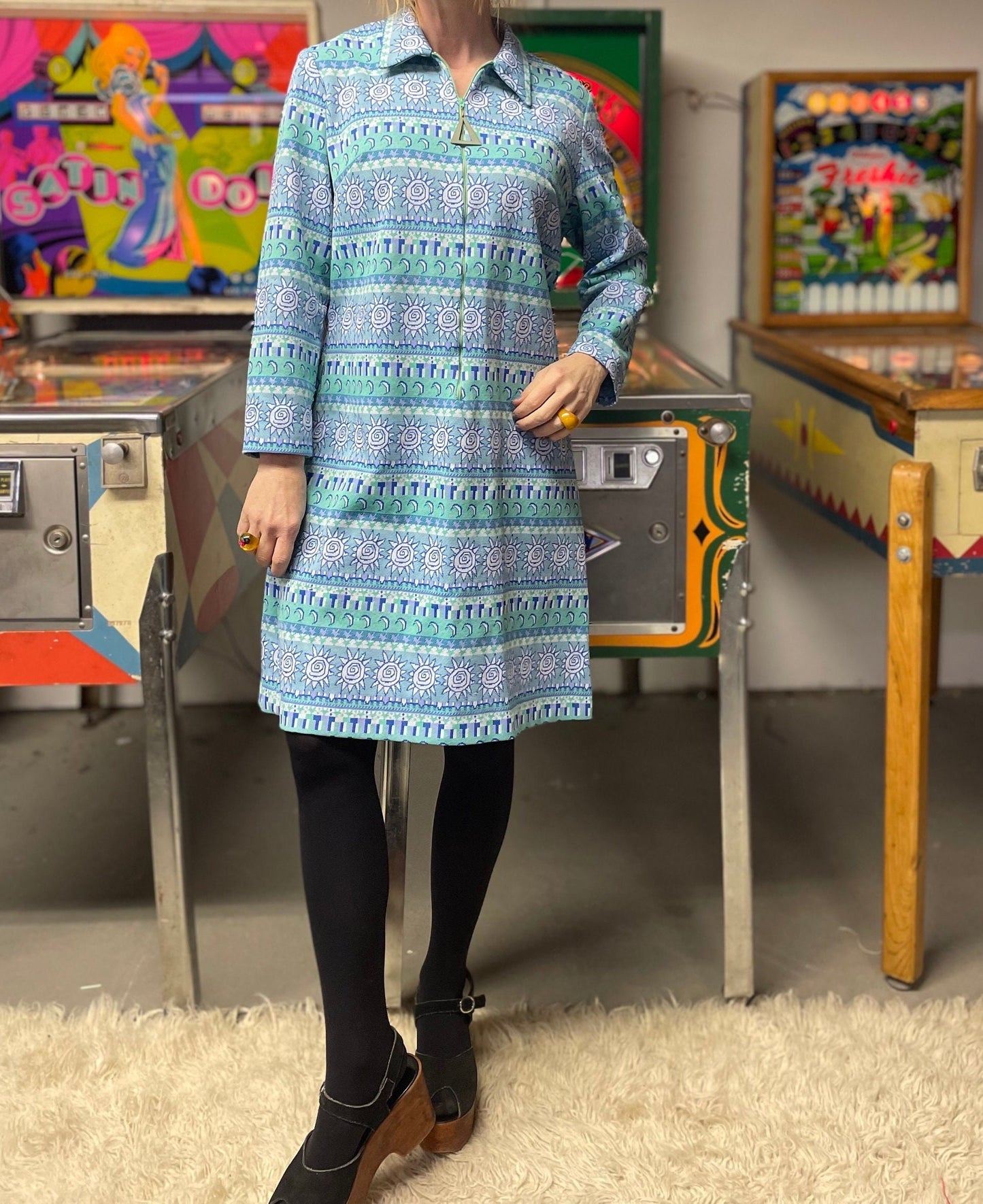 vtg 70s MOON & STARS DRESS // vintage mod celestial pattern tapestry knit sky blue zip white zodiac horoscope all over print novelty print