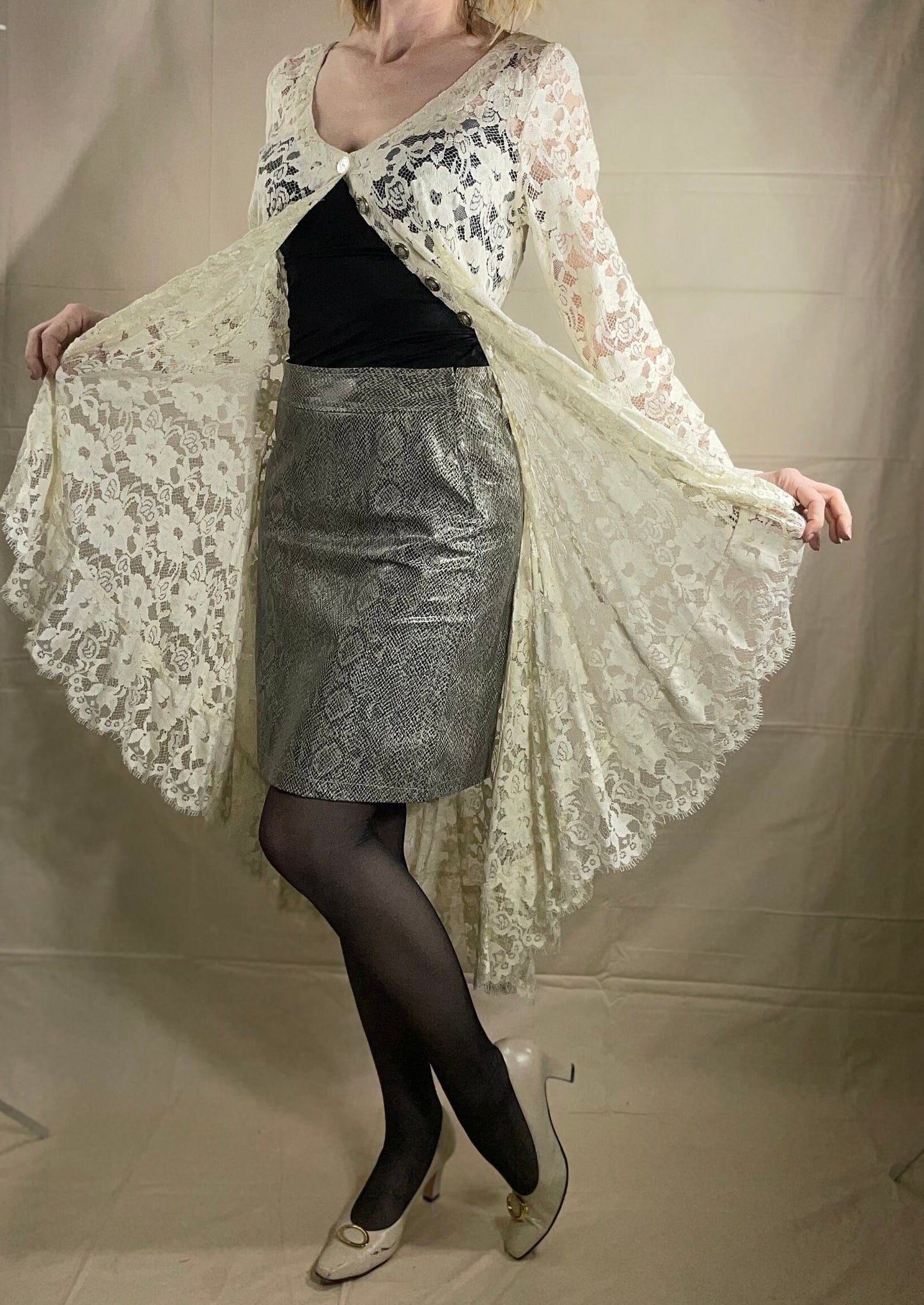 vtg 2000s SNAKE SKIN MINI Skirt // 90s xhiliration reflective wet look pleather faux leather vegan pvc go go retro knee length pencil skirt