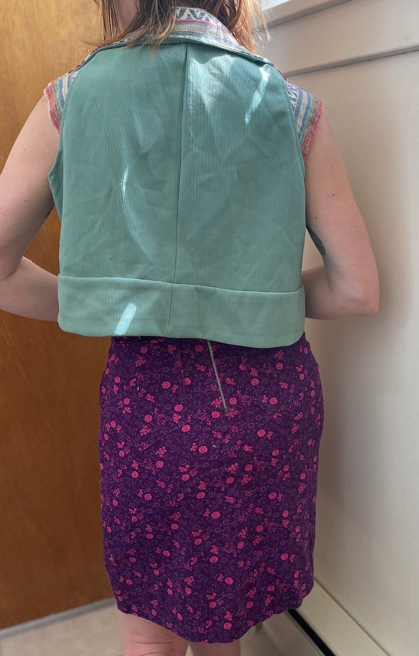 vtg 60s CUTE FLORAL MINI Skirt // vintage purple & pink patterned cotton a line preppy mod casual print school secretary student campus