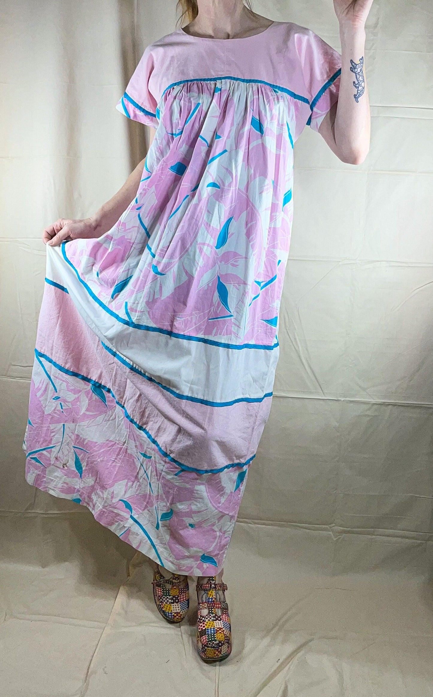 vtg 70s HILDA PASTEL PRAIRIE dress / hawaii pink & blue cotton maxi gown with pockets flare sleeve tent dress muu muu kaftan hippie boho