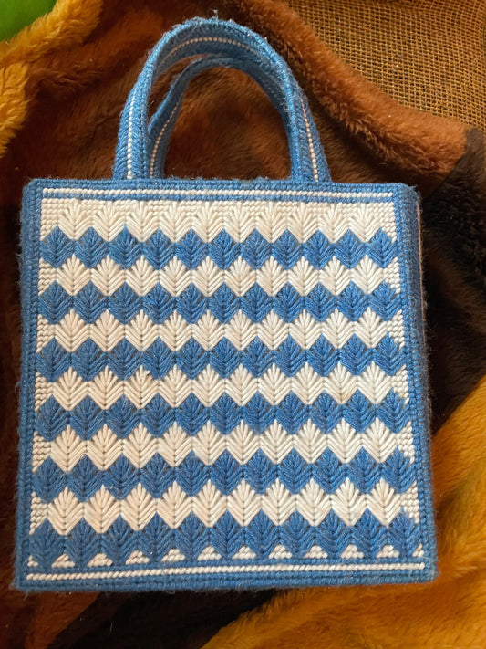 vtg CHEVRON NEEDLEPOINT PURSE // vintage homemade geometric blue & white zig zag top handle sewing carry all grocery tote checkered purse