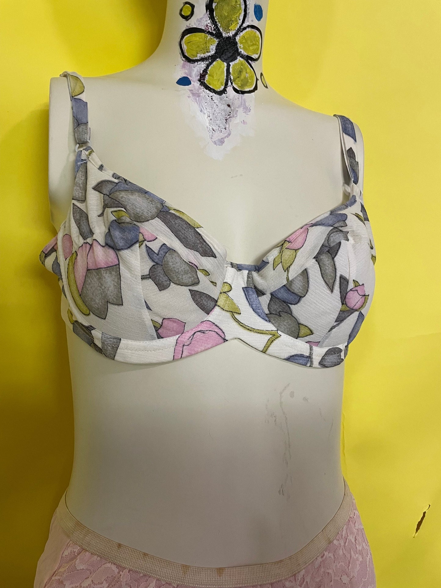 vtg 60s PASTEL FLORAL BRA // Femme Push Up Bra With Underwire / Bikini Top / Crop Top swim pin up beach summer retro style classic underwear