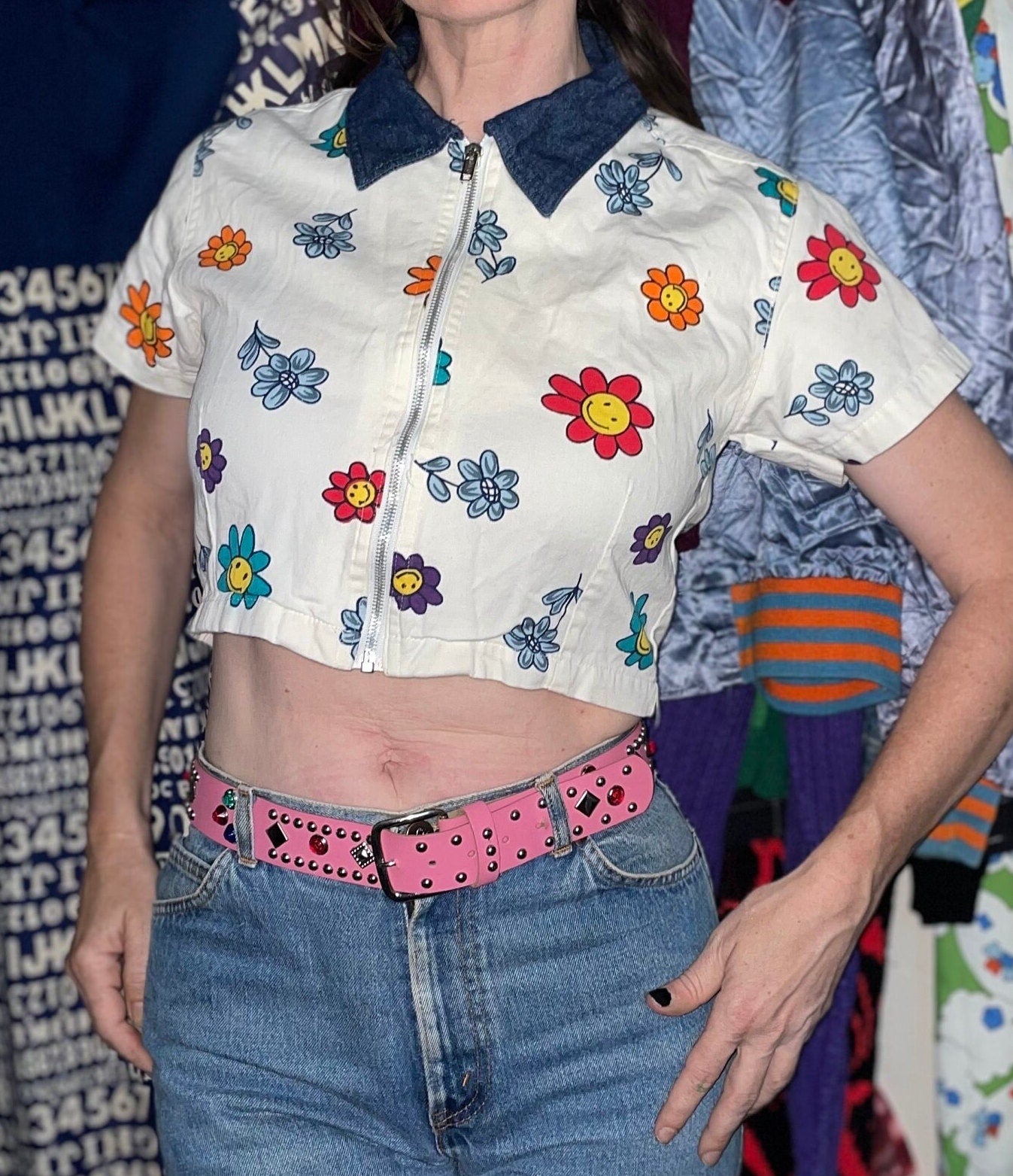 vtg 90s FLOWER POWER CROP Top // vintage yellow smiley face top 2000's girl power zip up collared shirt all over print midriff lizzie retro