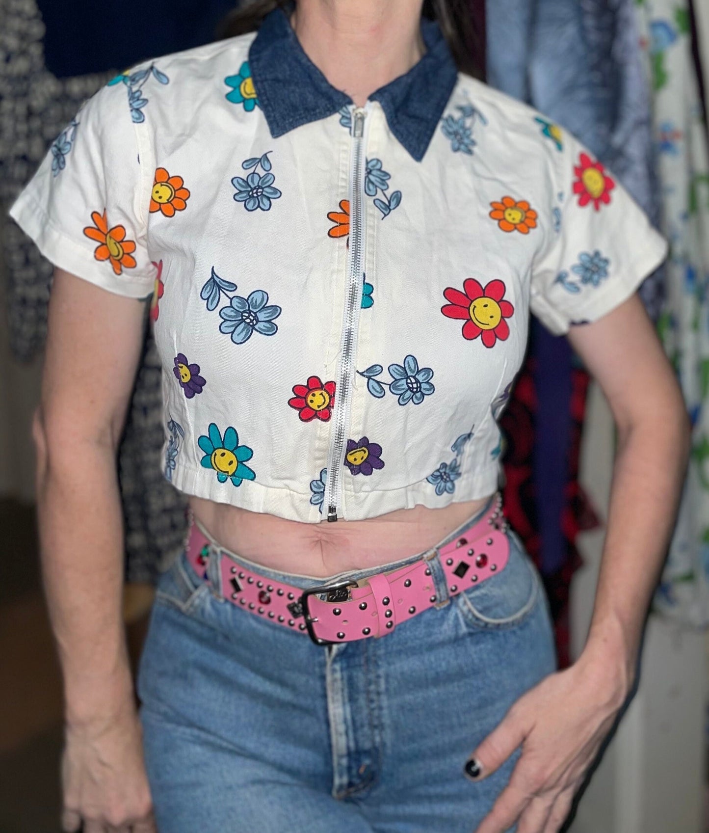 vtg 90s FLOWER POWER CROP Top // vintage yellow smiley face top 2000's girl power zip up collared shirt all over print midriff lizzie retro