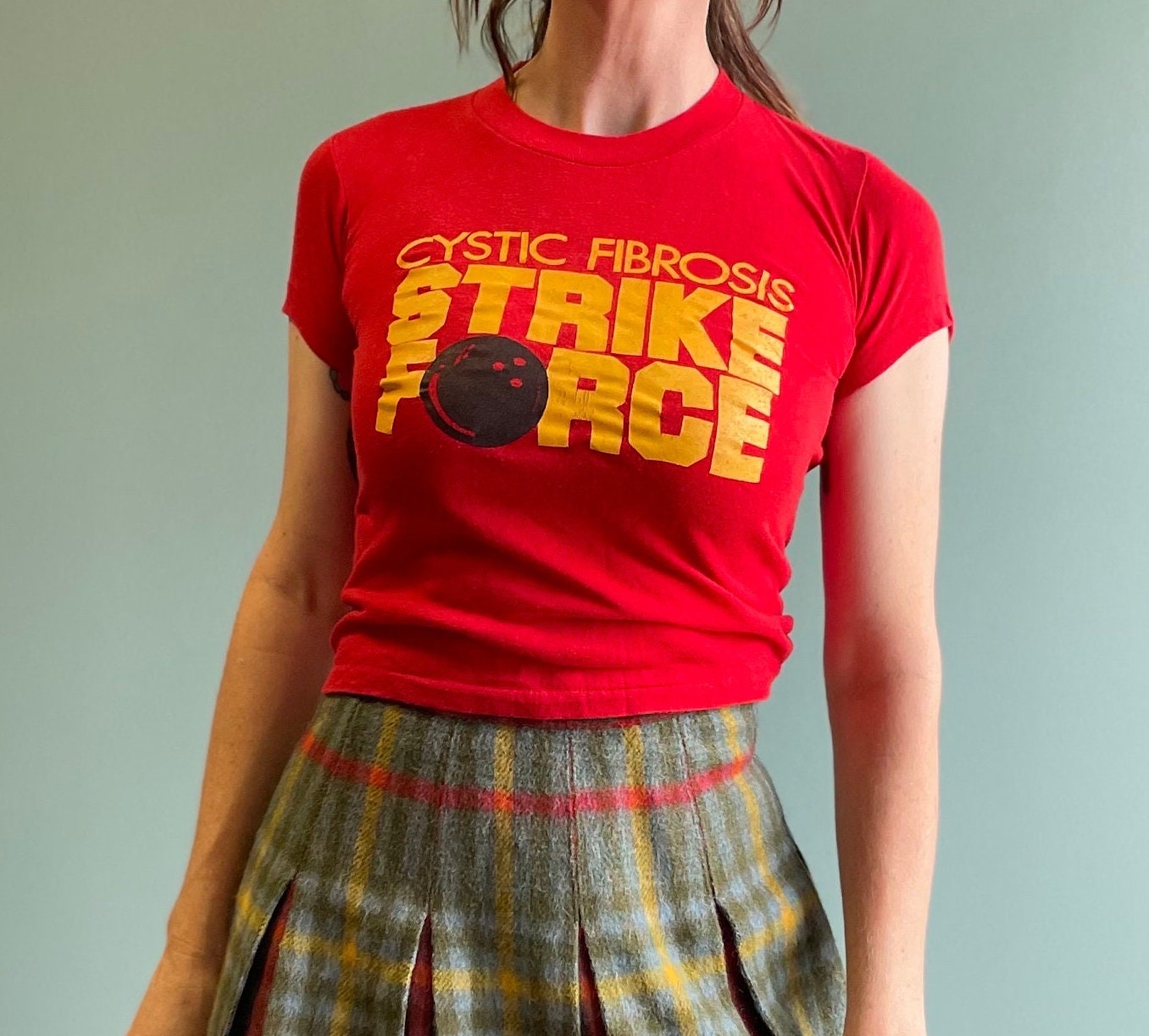 vtg 80s CYSTIC FIBROSIS SHIRT  // vintage 90s  baby tee womens shirt crop top graphic tee red retro fight cystic fibrosis find a cure top