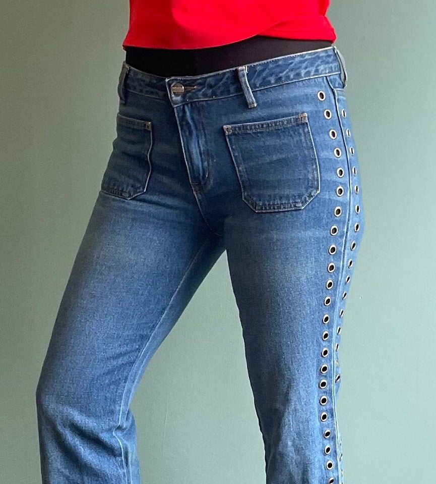 Vintage 90s Silver Ring Studded Flares / Low Rise Front Pocket Denim Jeans / 90s Y2k Bootcut Flares Fergie flare 2000s era