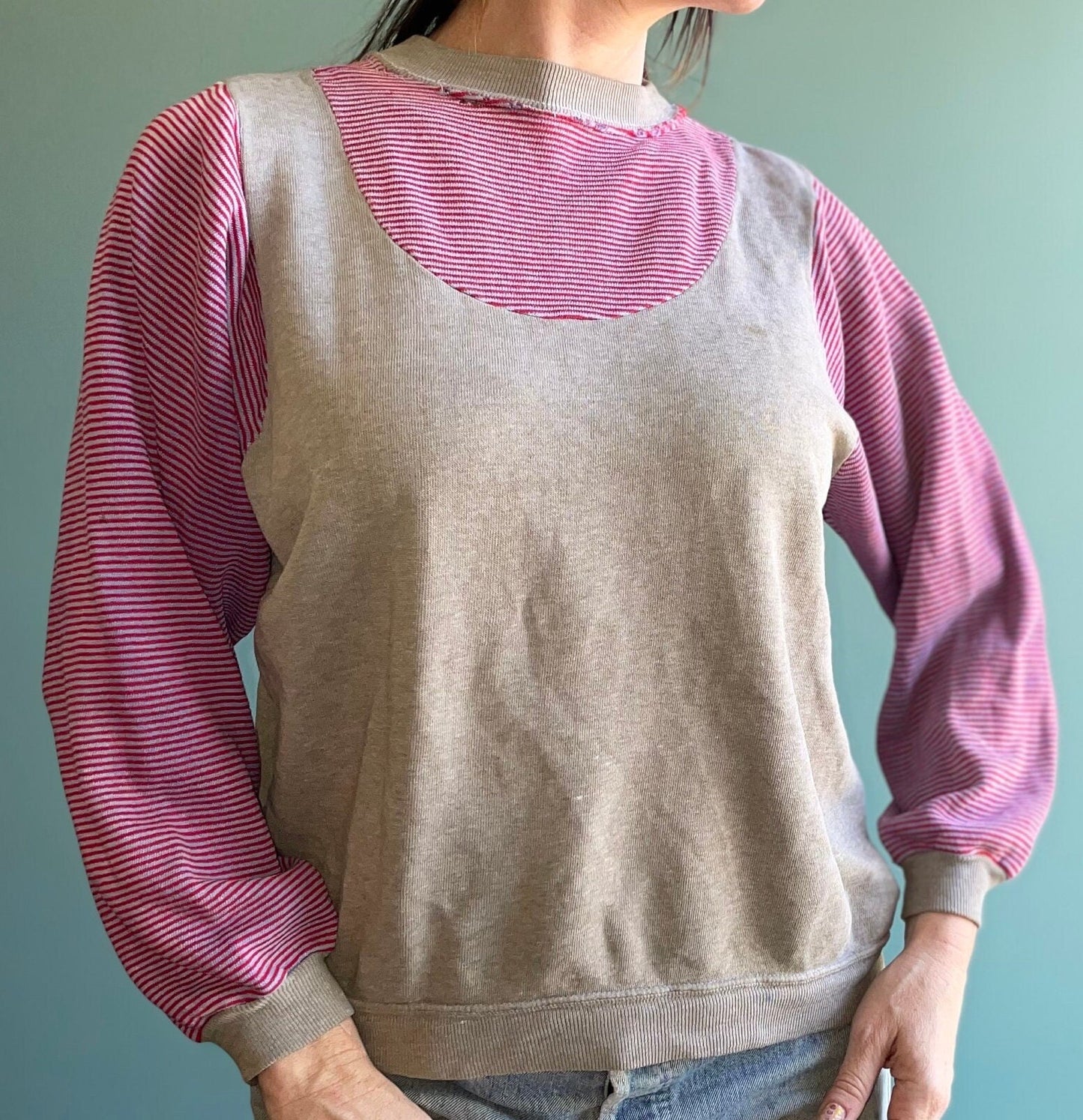 vtg 70s LAYERED ILLUSION SWEATSHIRT // vintage tank top over a sweatshirt look grey & pink womens xl casual autumn style soft thin retro top