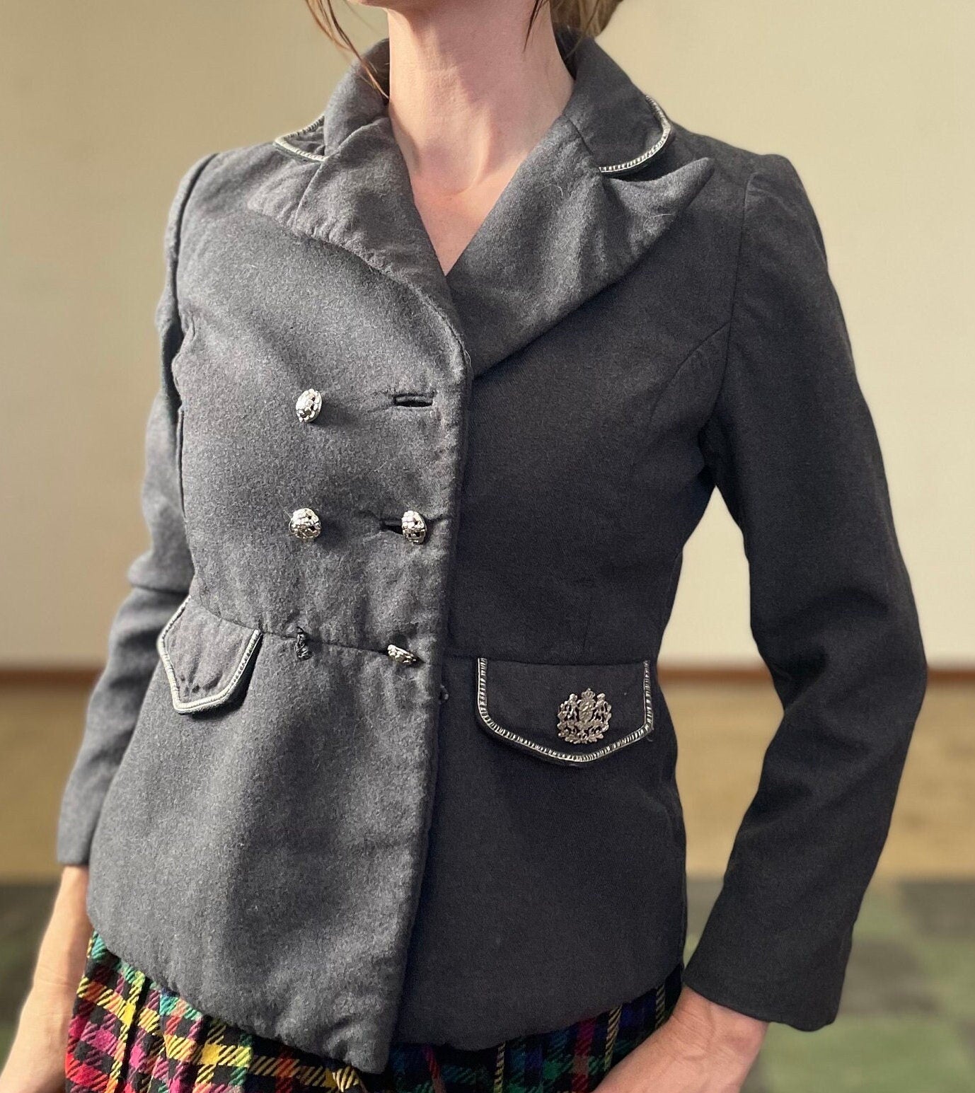 vtg 60s MILITARY STYLE JACKET // vintage petite womens small button up preppy mod minimalist gray winter blazer wool coat peplum dress coat