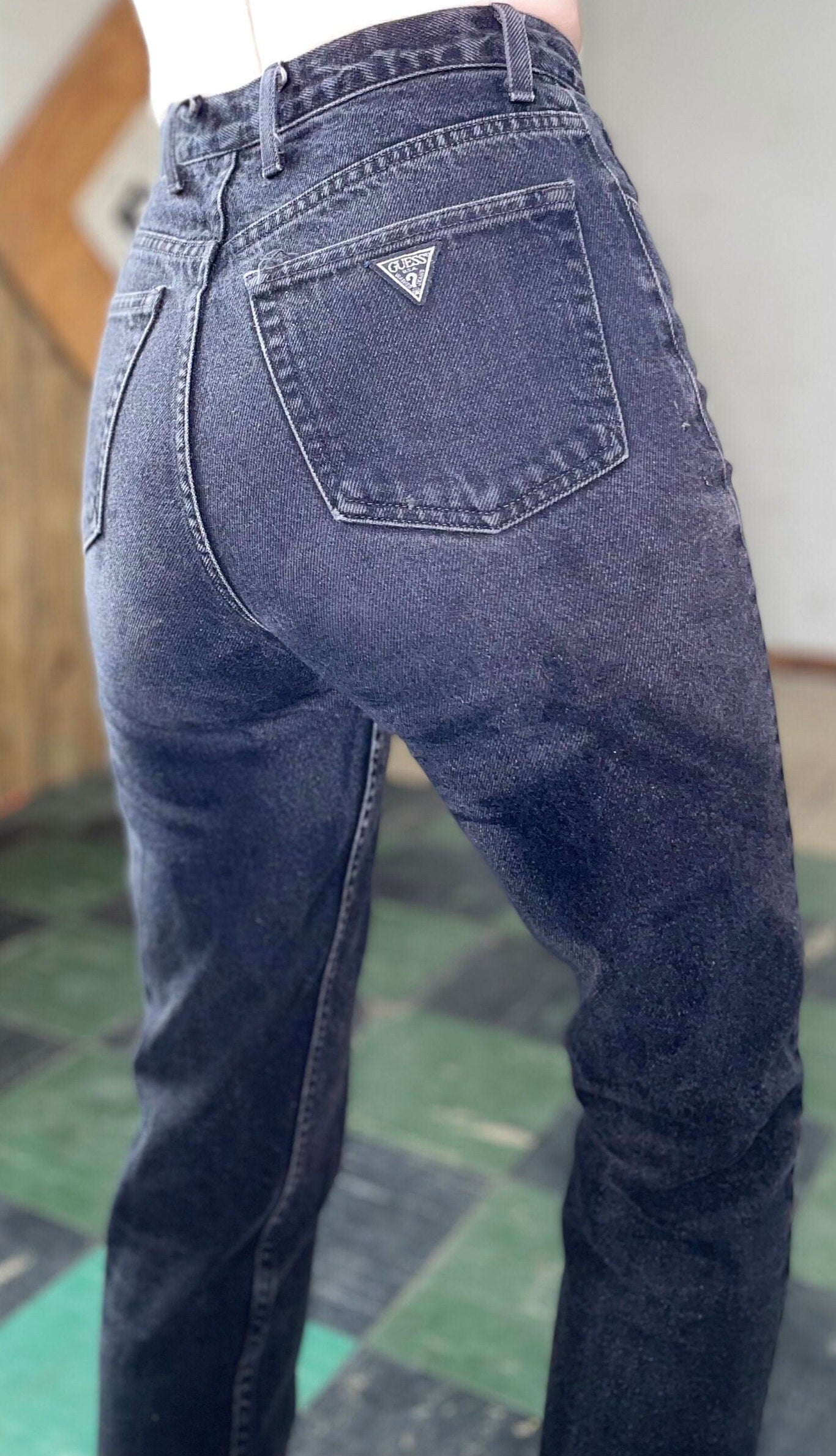 Vintage 1980s 90s Guess Jeans / Perfect Black Denim Jeans / All Cotton No Stretch / High Waisted Mom Jeans / Size 27 USA