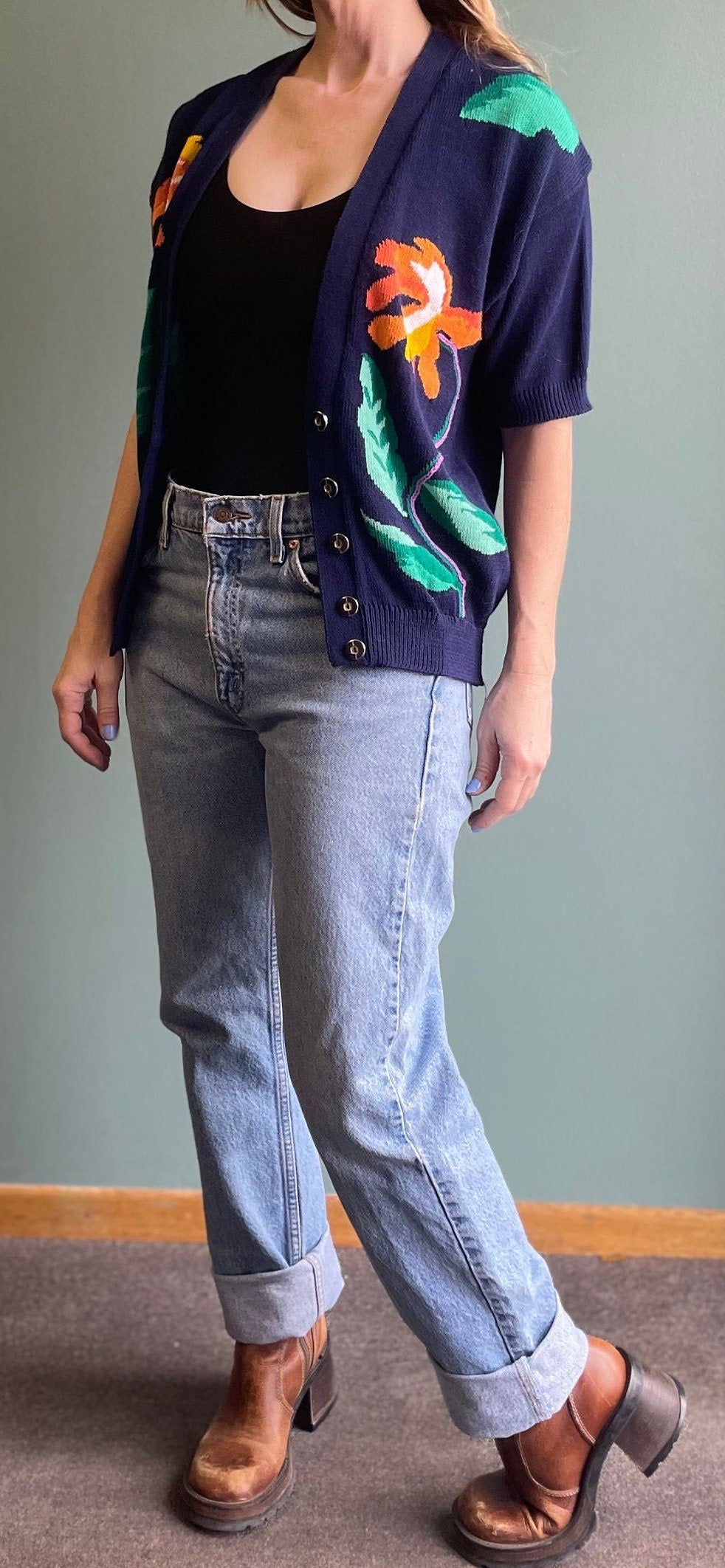 vtg 80s ORANGE FLOWER CARDIGAN // navy blue button up hand knit short sleeve blue sweater iris vine garden print casual cozy school teacher