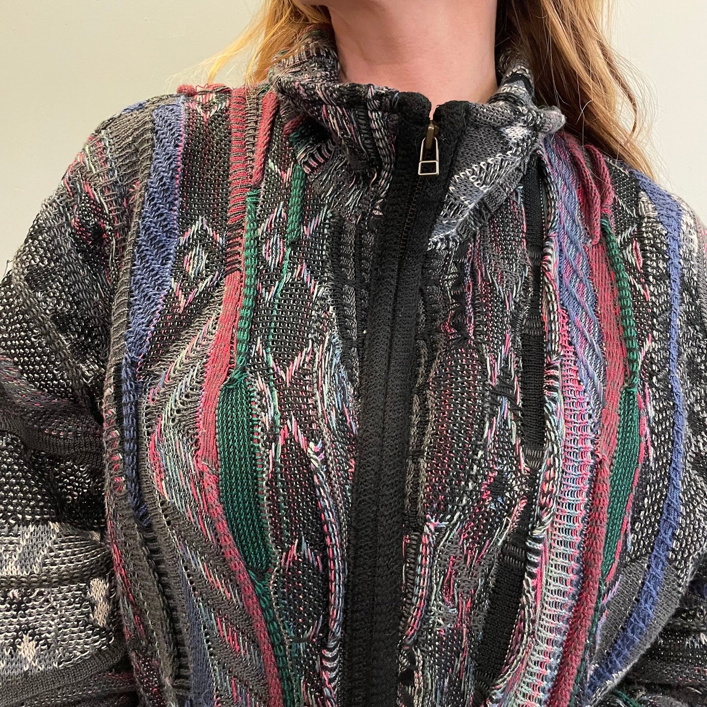 vtg 90s TUNDRA SWEATER zip JACKET ꕤ ꕤ ꕤ coogi style 3d abstract textured ꕤ ꕤ ꕤ big oversized loose fit rap hiphop biggie knit dress bright