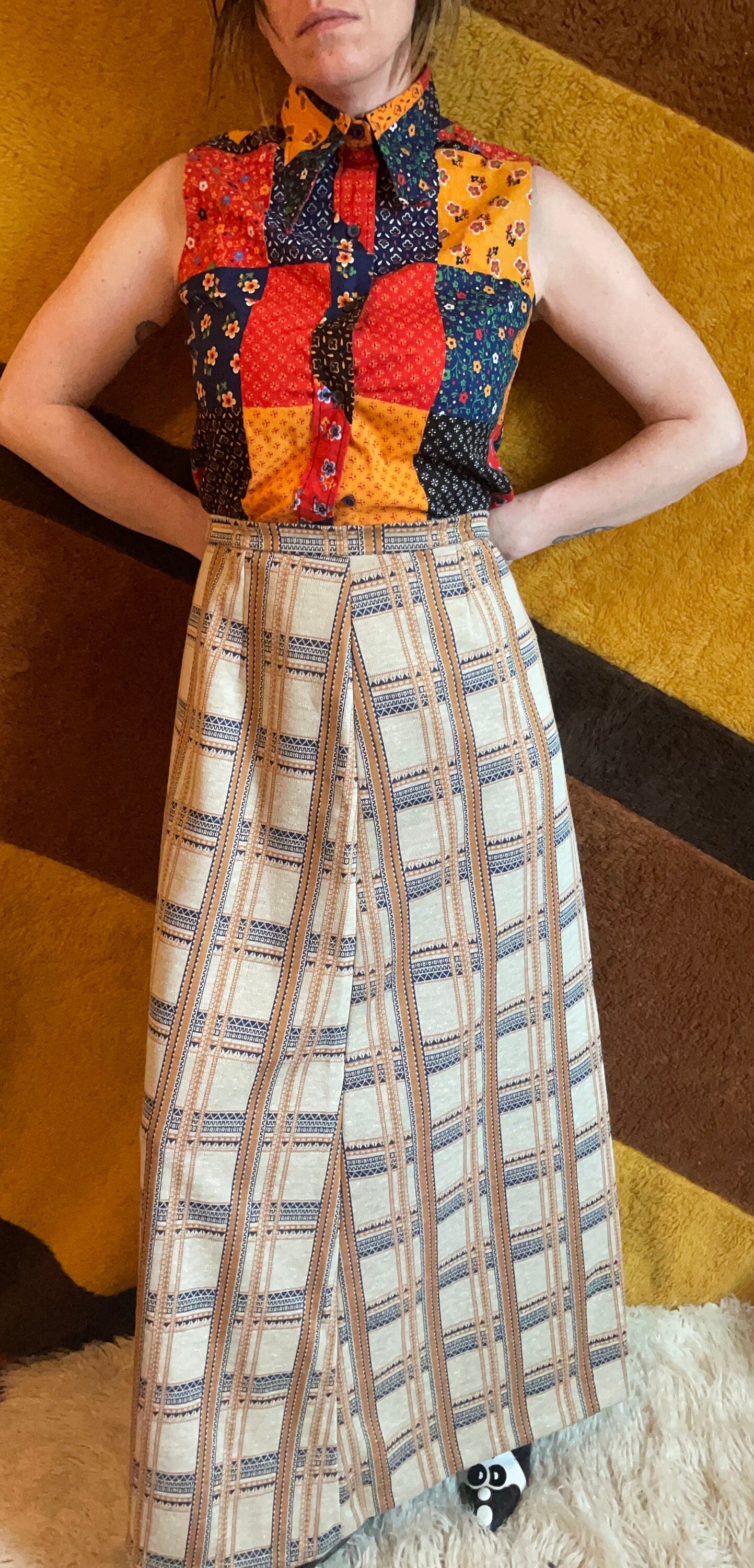 vtg 70s PLAID MAXI SKIRT / polyester neutral tones a line full length secretary style skirt preppy boho hippie era boss lady fun color style