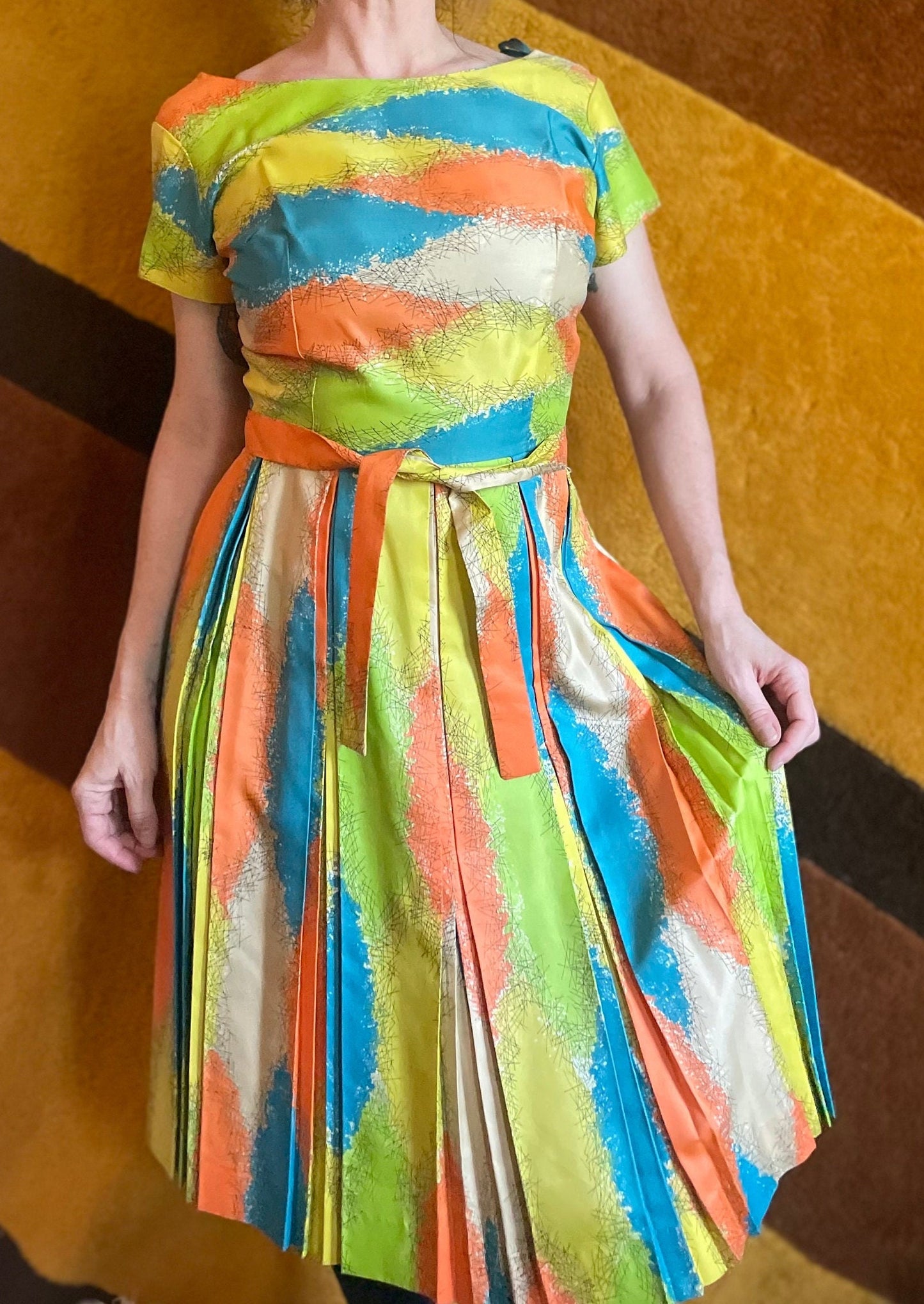 vtg 50s ABSTRACT GEOMETRIC PATTERN Dress // vintage neon triangles belted autumn fall bright mcm atomic print pleated fit n flare fun party