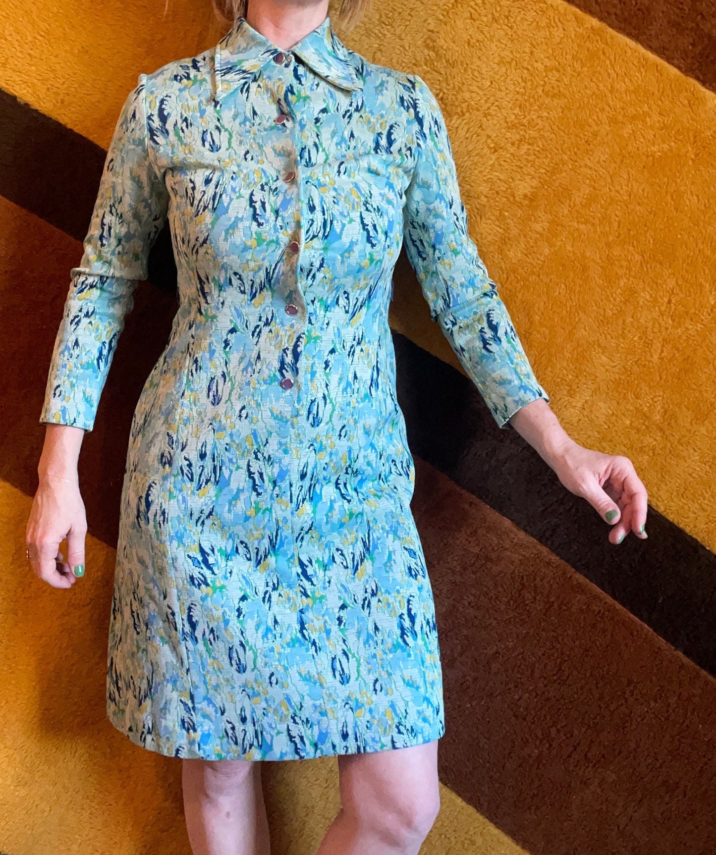 vtg 60s MOD PSYCHEDELIC SHIFT Dress // vintage blue & yellow abstract print parkshire button up midi pointy collar polyester retro ice queen