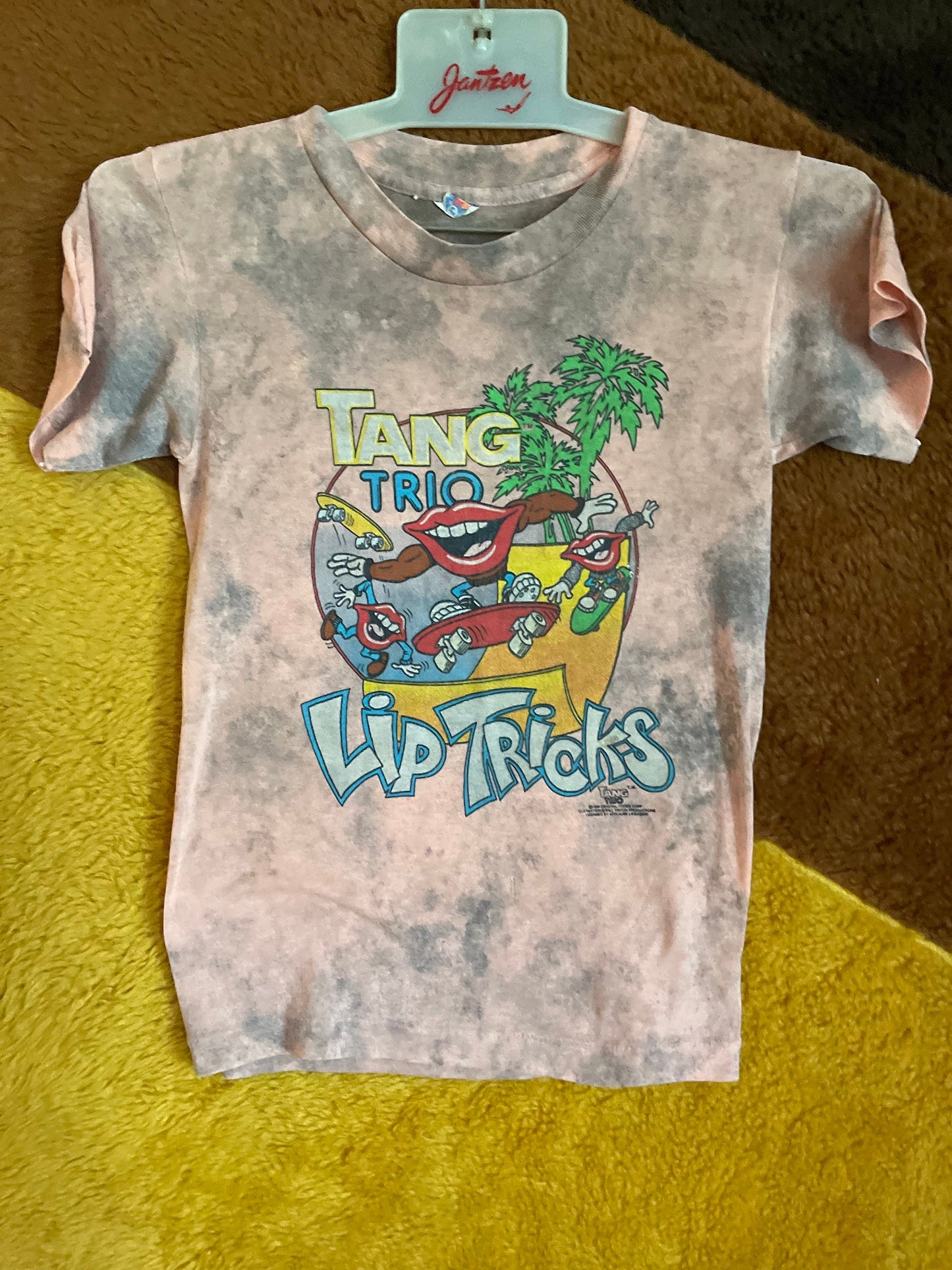 vtg 90s TANG ORANGE DRINK Shirt // vintage skateboarding distressed graphic tee tie dye marbled paper thin crop baby tee skater punk funny