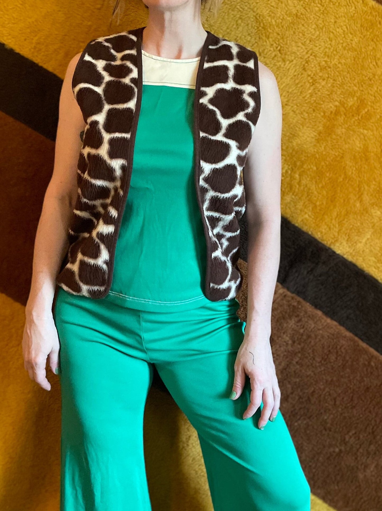 vtg 70s GIRAFFE PRINT FUR vest // vintage faux fur tunic animal print waistcoat funky layer retro top halloween costume safari party top