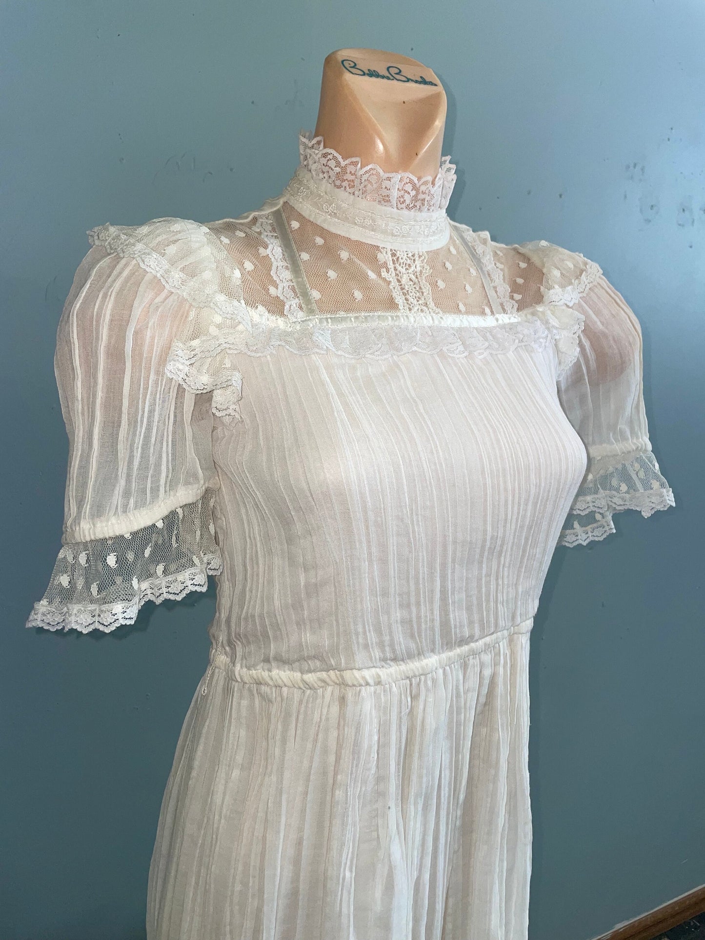 vtg 80s Gunne Sax  jeunes frilles by jessica mcclintock girls white gauze lace mesh frilly party dress boho wedding white summer formal wear