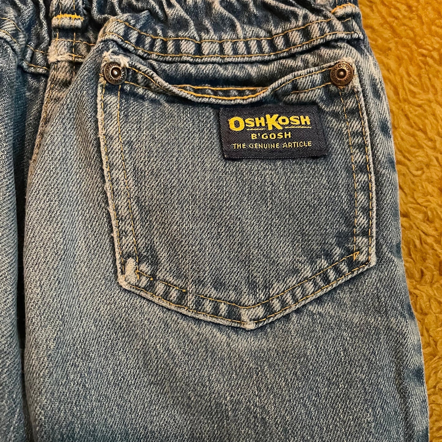 vtg 70s KIDS OSHKOSH B'GOSH jeans // vintage size 6-8 distressed denim youth pants faded patched rugged hippie grunge unisex jeans autumn