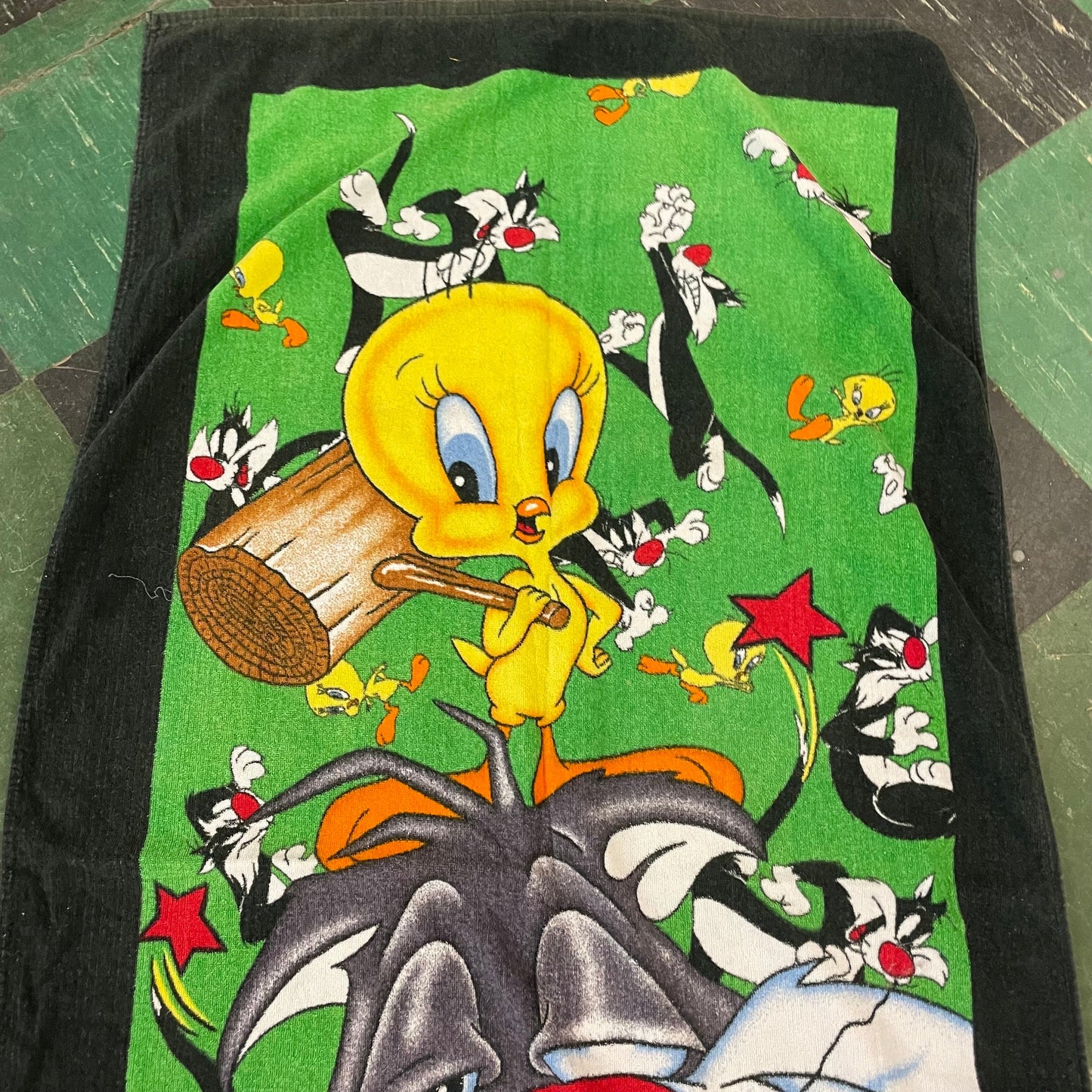 vtg 90s LOONEY TUNES TOWEL // vintage tweety & sylvester cartoon plush terrycloth beach towel bright vivid funny Y2K all over print fabric