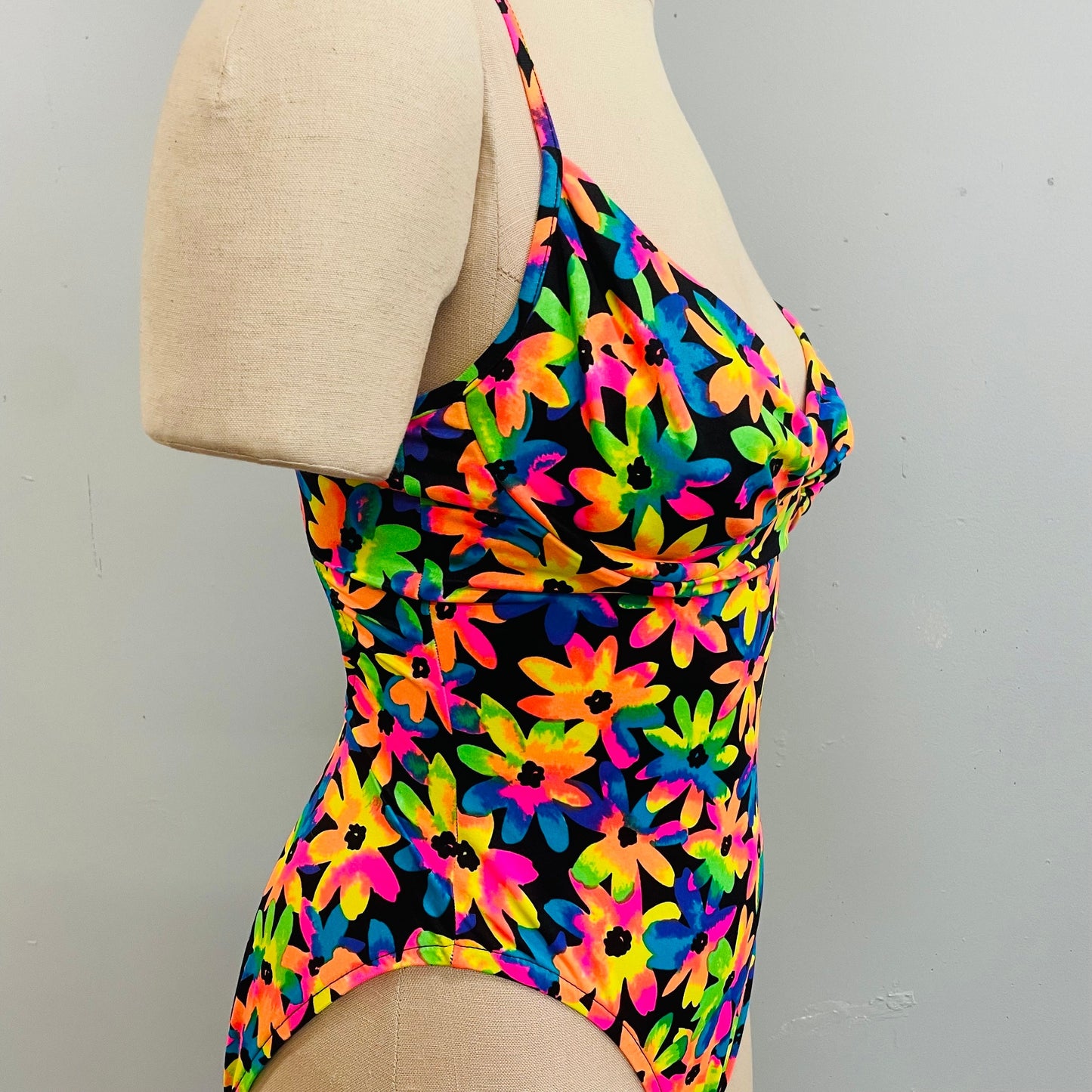 vtg 90s bright flower power deep v neck cut out neon one piece swimsuit high thigh full coverage tankini bright funky underwire sexy retro