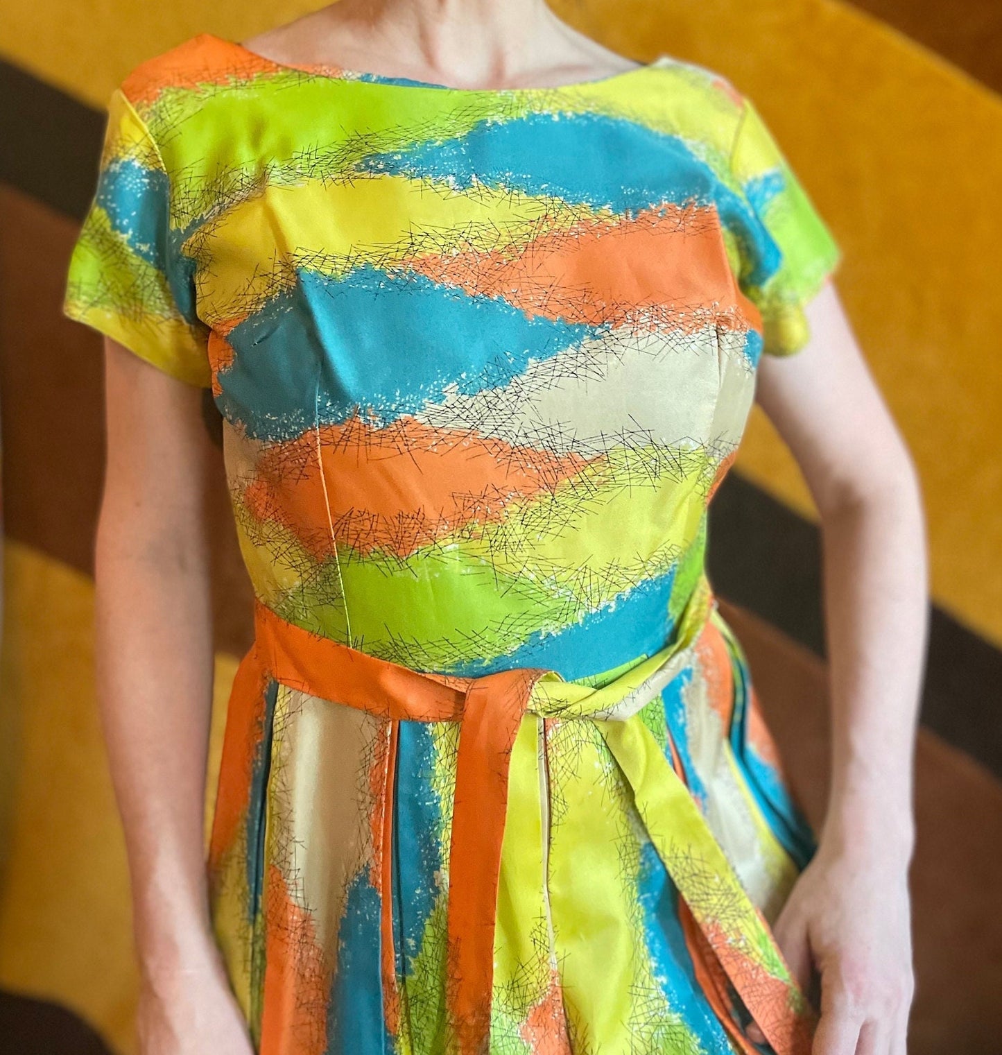 vtg 50s ABSTRACT GEOMETRIC PATTERN Dress // vintage neon triangles belted autumn fall bright mcm atomic print pleated fit n flare fun party