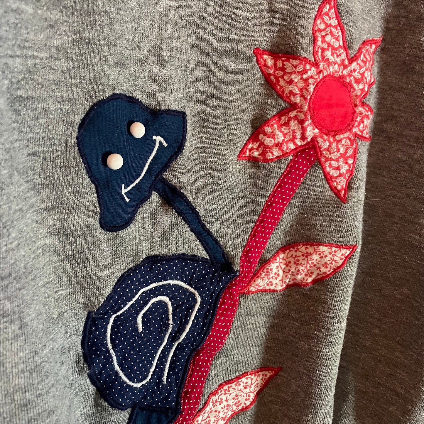 vtg 80s SNAIL BUTTERFLY SWEATSHIRT // vintage patchwork quilted granny sweatshirt handmade 70s hippie mod cute gray  lightweight tri blend