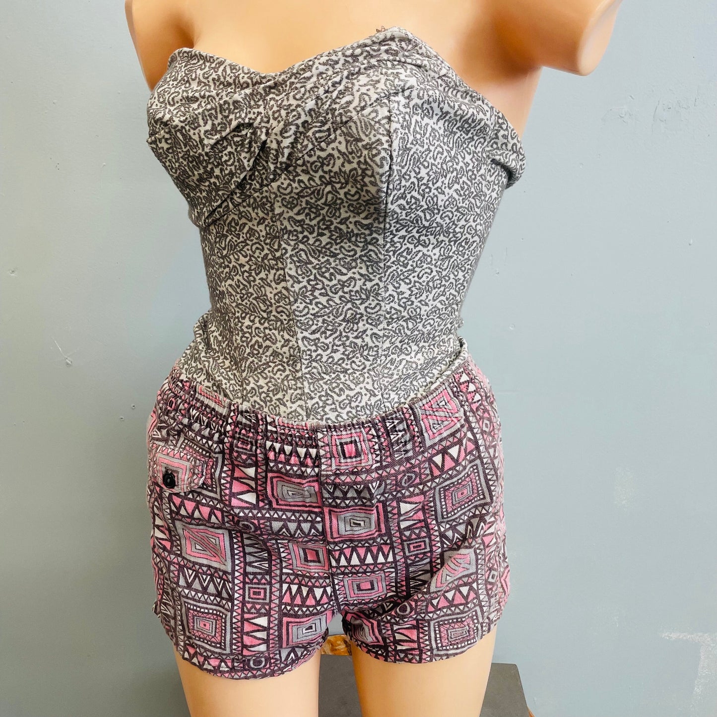 vtg 50s 60s swim trunks abstract mcm print short shorts psychedelic retro hot pants swim bottoms art deco rare rayon bathing suit