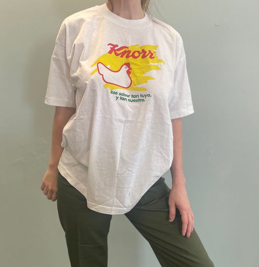 vtg KNORR CHICKEN BOUILLON broth tshirt ꕤ ꕤ ꕤ pop art spanish red and yellow pollo soup food snack season espanola mexico ꕤ ꕤ ꕤ nos xl