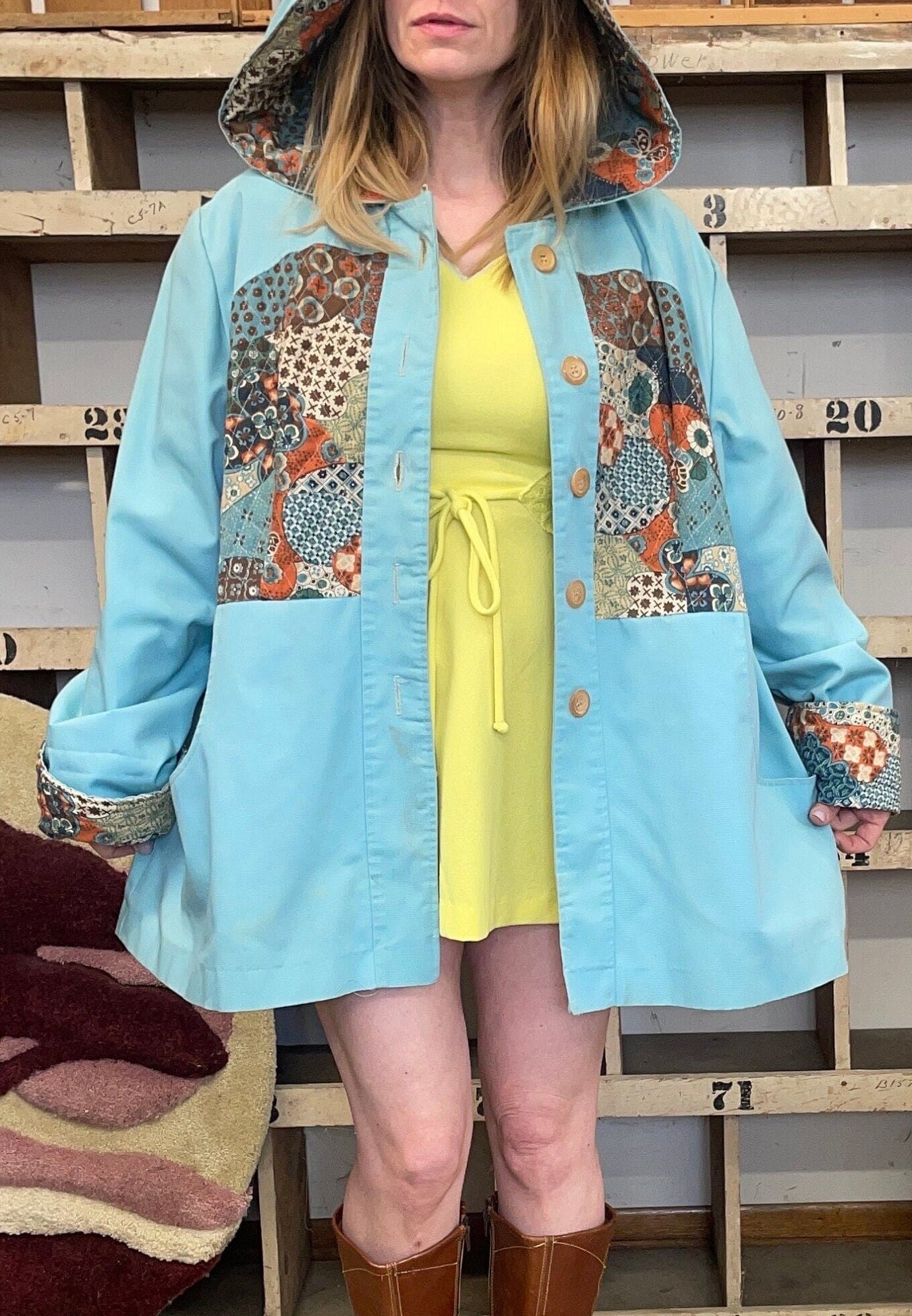 vtg 70s HOODED PATCHWORK JACKET // vintage pastel blue hippie boho autumn style lightweight coat parka womens large hoodie kitschy jacket