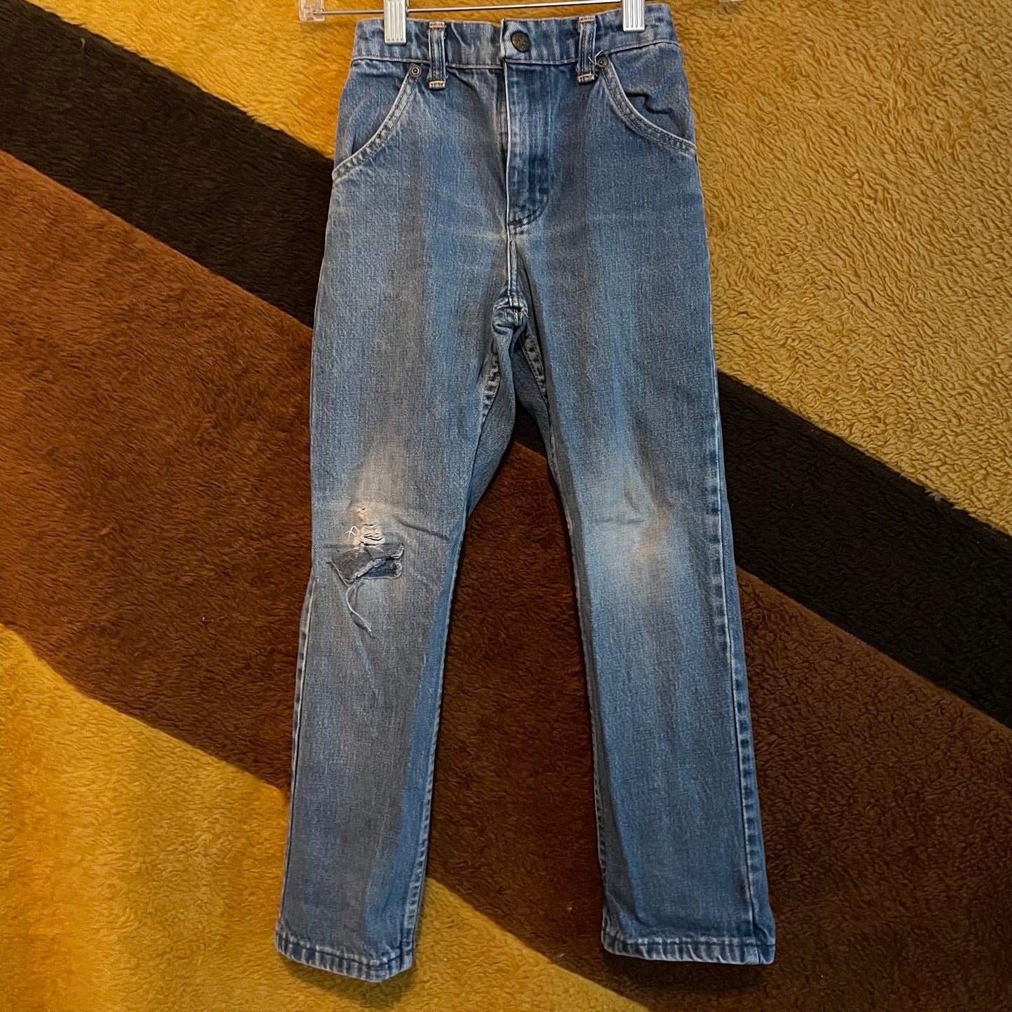 vtg 70s KIDS OSHKOSH B'GOSH jeans // vintage size 6-8 distressed denim youth pants faded patched rugged hippie grunge unisex jeans autumn