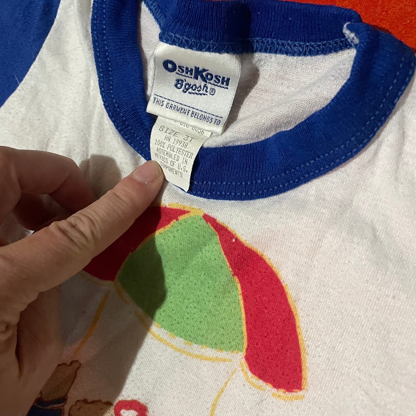 vtg 90s OSHKOSH B'GOSH PUPPY Parachute Shirt // vintage size 3T logo cute teddy bear cartoon two tone ringer baby graphic tee retro pajamas