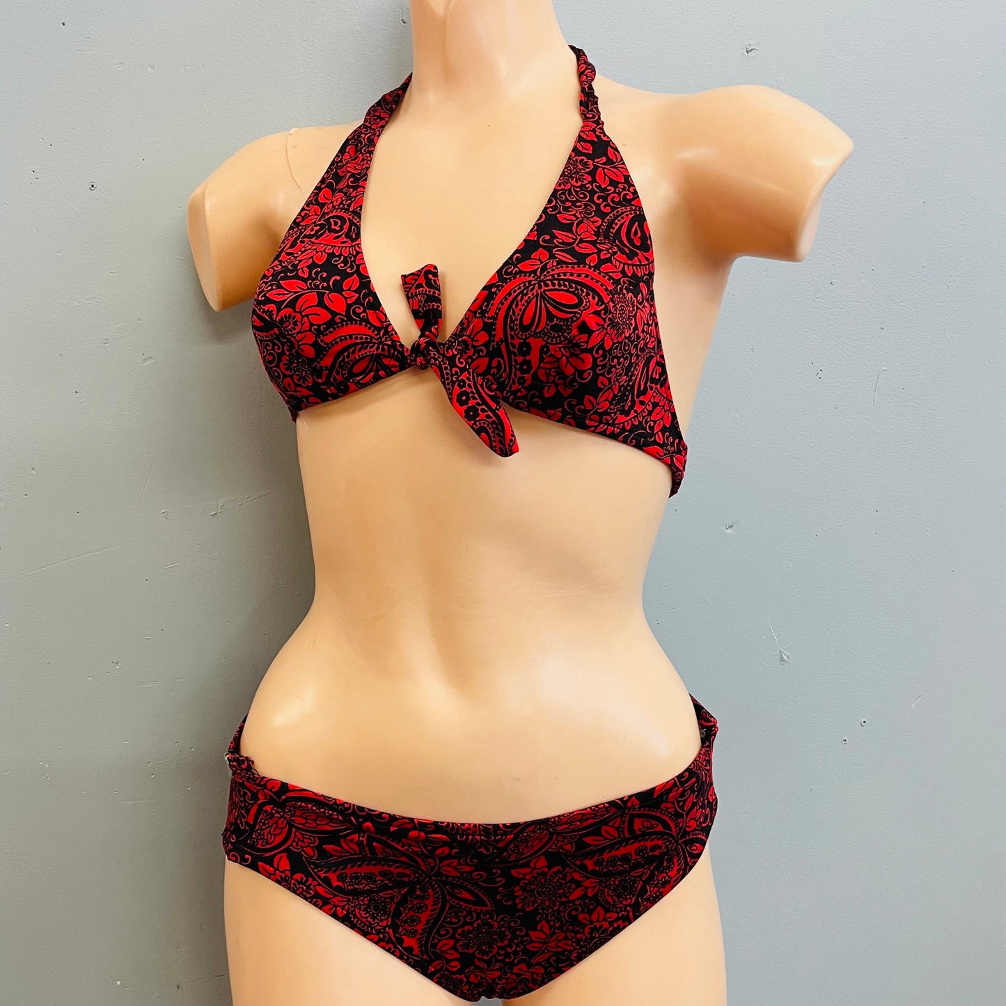 vtg 70s red & black 2 piece Catalina bikini set sexy halter low rise swimsuit psychedelic floral bathing suit beach pool party summer top