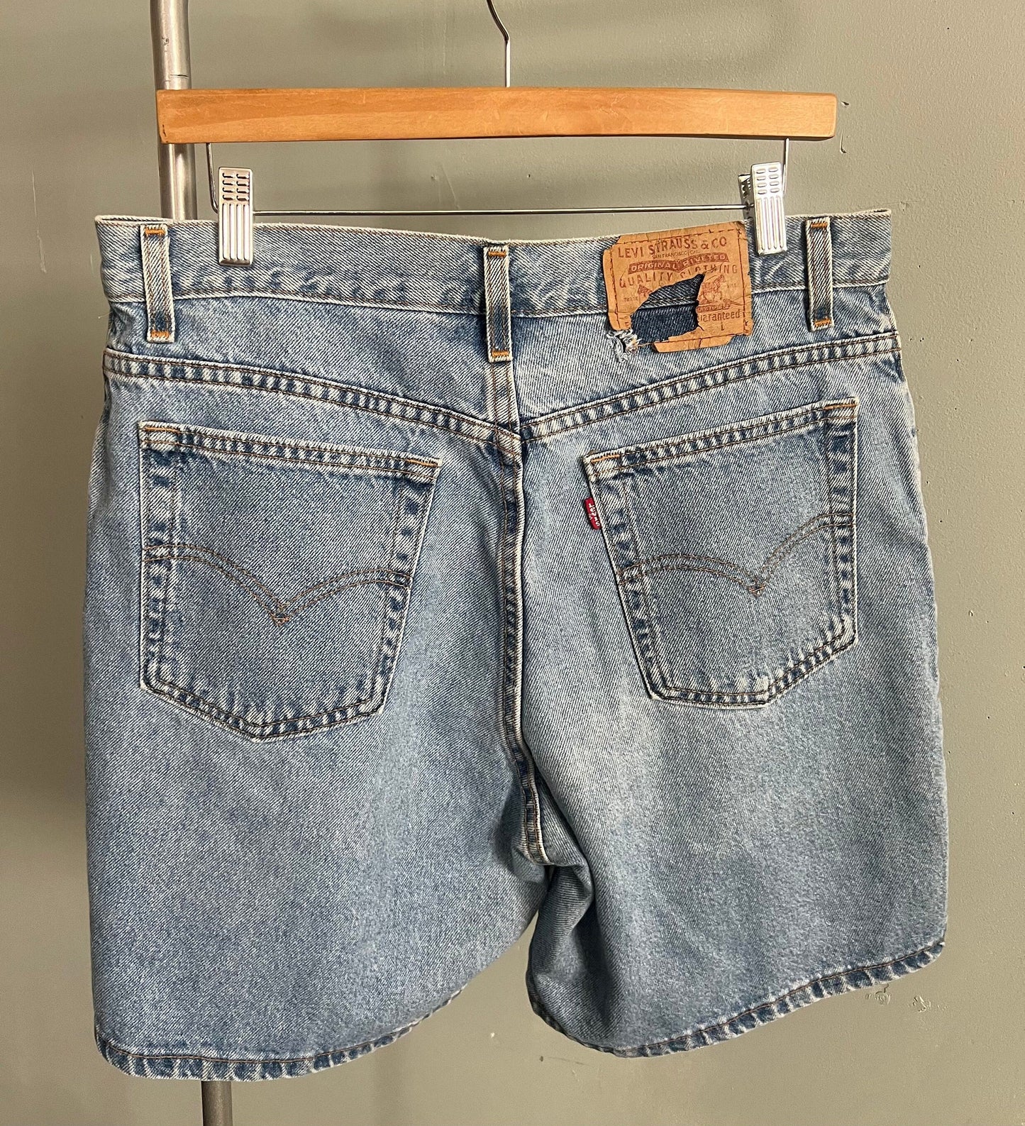 vtg LEVIS BAGGY shorts 34 // 90s y2k skater denim jean light wash levis 1990s vintage denim jorts baggies southpole tony hawk sk8 rocker