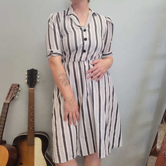 Vtg 70s JACKIE O striped midi dress // casual soft lightweight summer autumn shirt dress size 11 Medium button up day dress mod preppy