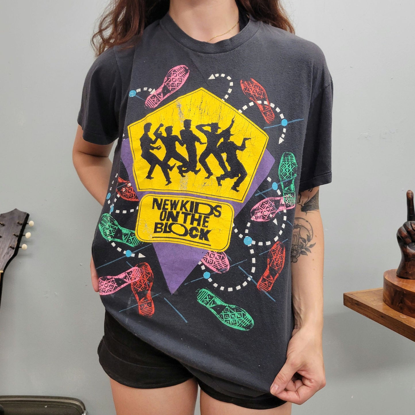 vtg NEW KIDS on the BLOCK tshirt // vintage band tee 80s 90s tour nsync boy band mark wahlberg concert tour aop pop star joey cute nkotb tee