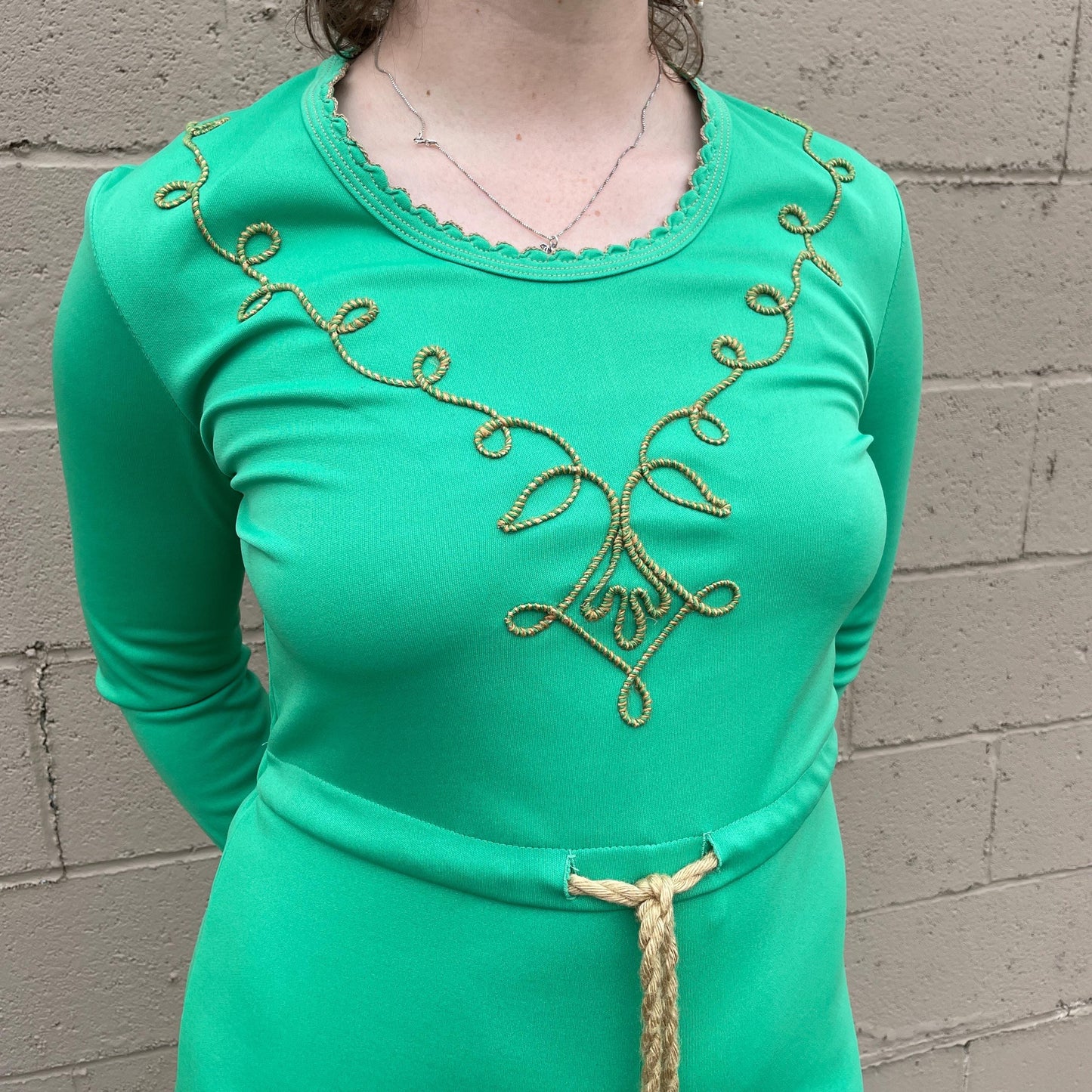 vtg 70s GREEN JUMPSUIT // embroidered flare leg belted pantsuit hostess halloween party shrek fiona funky loud statement piece bell bottoms