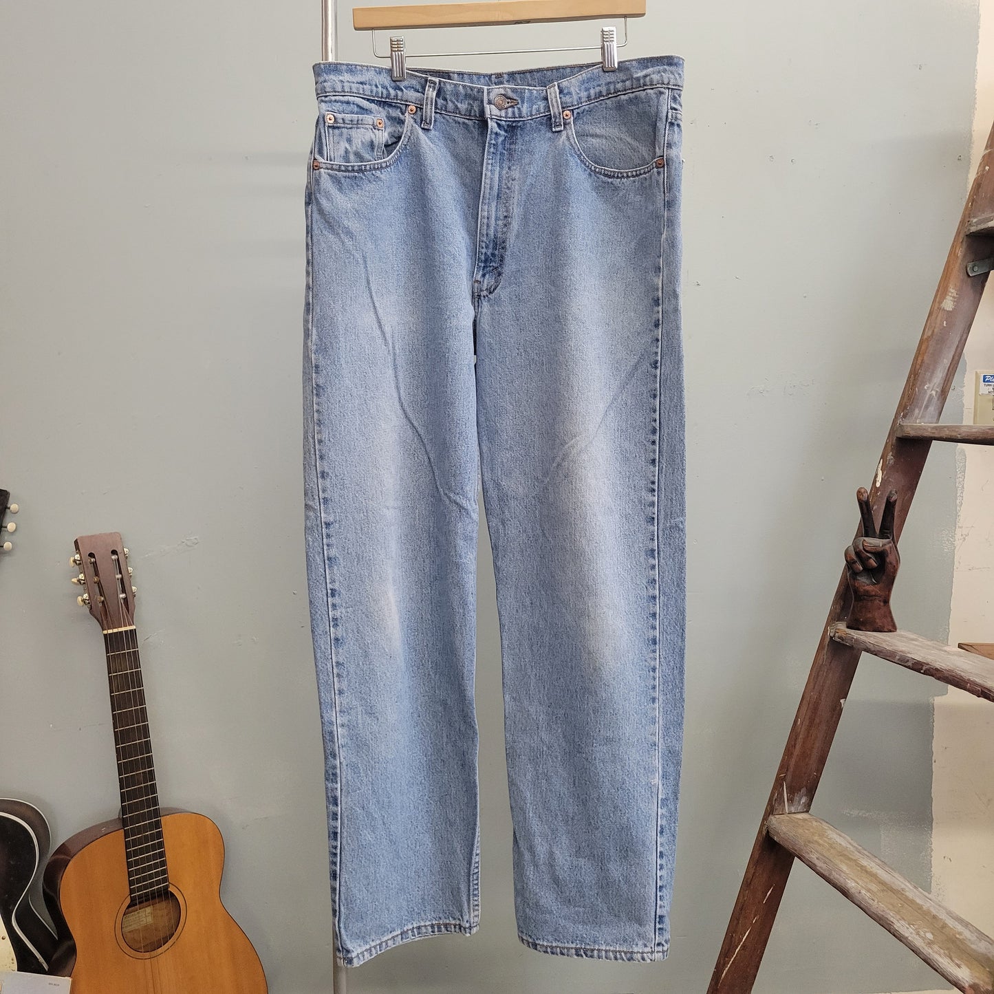 vtg 90s LEVI BAGGY JEANS //  vintage 550 relaxed fit levi strauss 38 x 32 denim levis red tag usa y2k light wash mid high rise unisex jeans