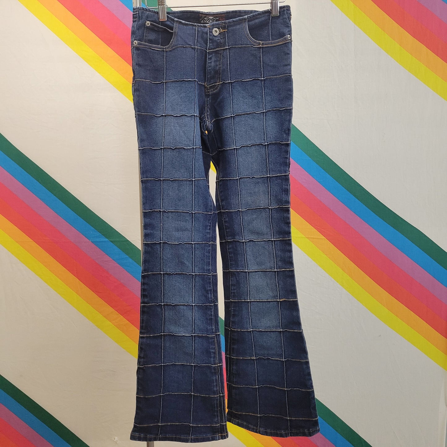 vtg 90s PATCHWORK FLARE JEANS // vintage lazer vintage 27 geometric bell bottom trendy womens jeans britney spears 2000 mtv dance hip hop