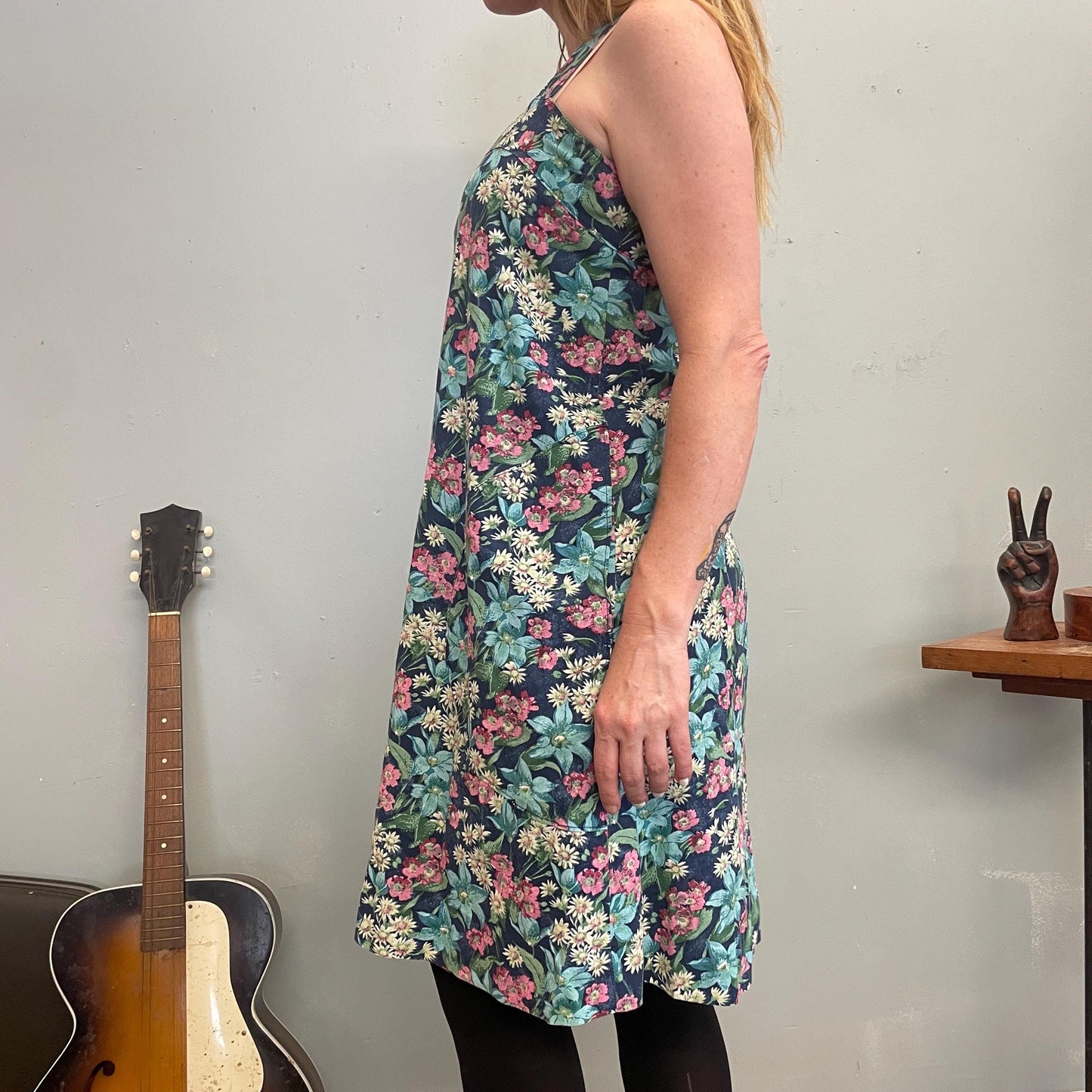 vtg 70s FLORAL TANK DRESS // criss cross pinafore a line tent dress bouquet fall autumn layers school outfit preppy sweater cover up smock