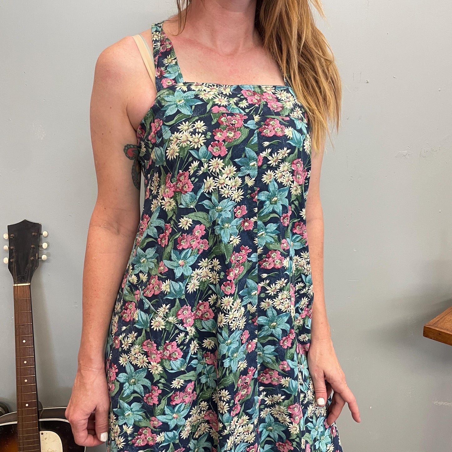 vtg 70s FLORAL TANK DRESS // criss cross pinafore a line tent dress bouquet fall autumn layers school outfit preppy sweater cover up smock