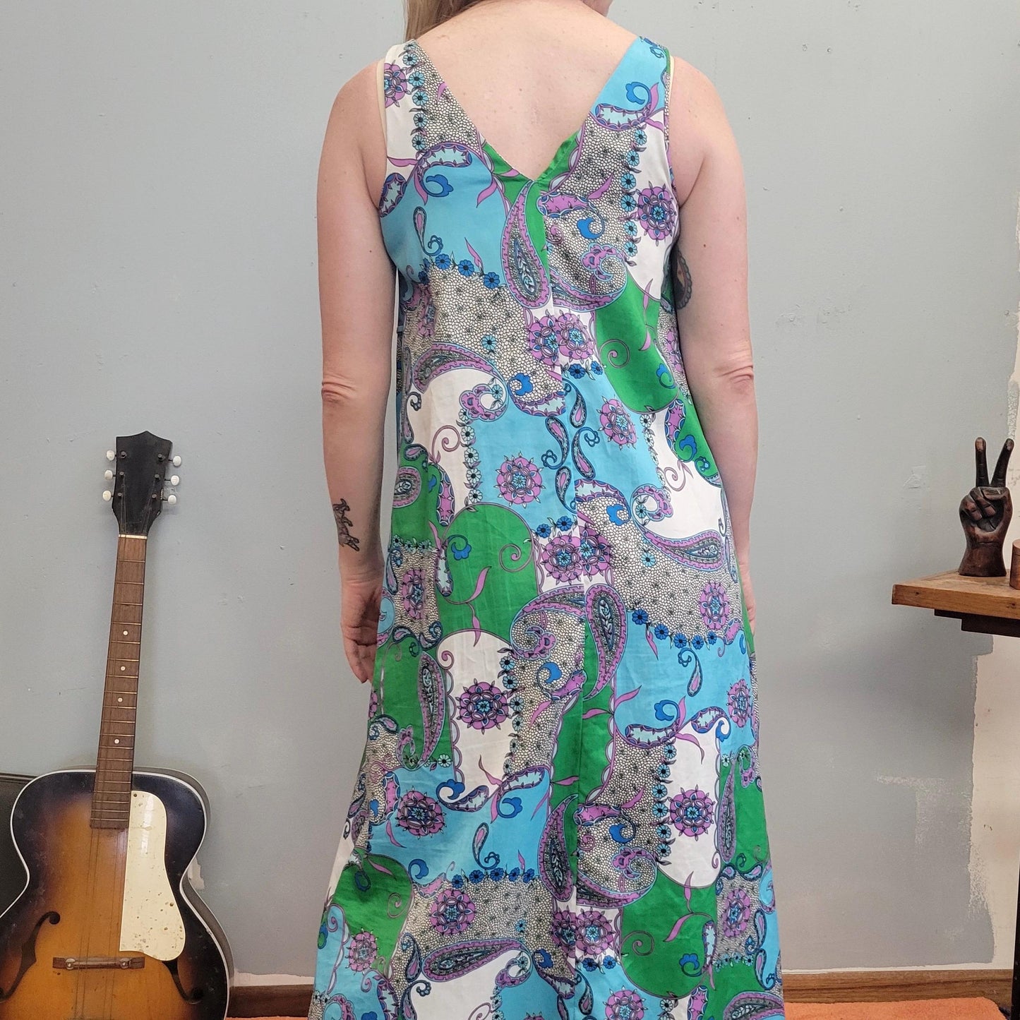 vtg 70s PSYCHEDELIC TANK DRESS // v neck kaleidoscope tent dress caftan muu muu flowy ethereal floral lightweight breezy layering maxi party