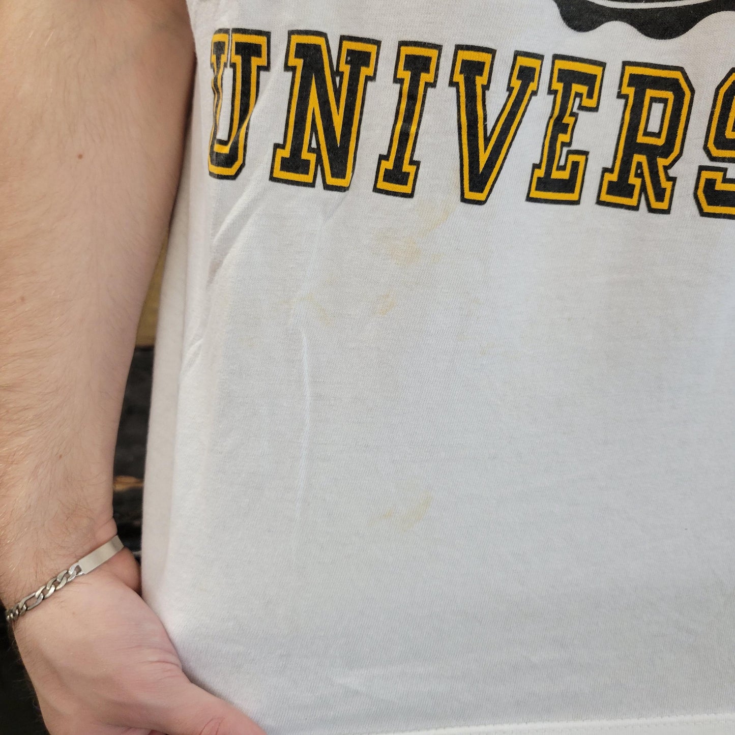 vtg 90s BUNDY UNIVERSITY TSHIRT // vintage ted married with children cosby kelly all sitcom promo merch 80s tv television show jon belushi