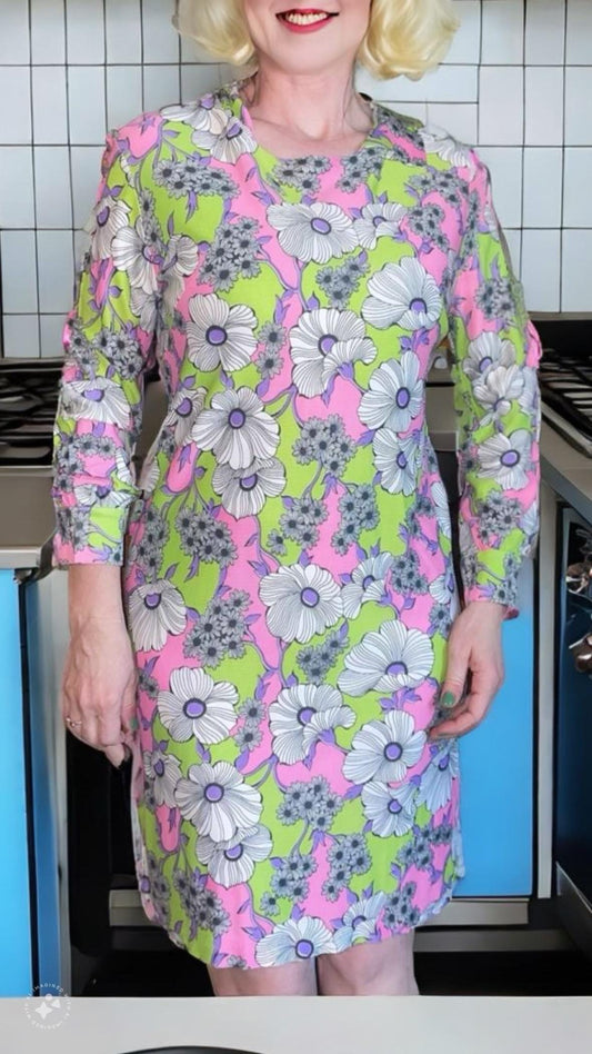 vtg 60s FLOWER POWER DRESS // slinky jersey fabric psychedelic neon dayglow shift dress scoop neck pointy collar retro hippie mod fairy
