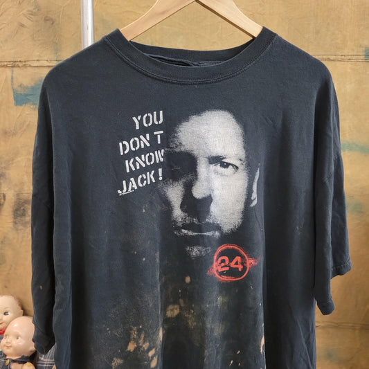 vtg 24 TV TSHIRT // vintage lost boys kiefer sutherland cbs nbc sitcom action alias movie show twenty four abc big face promo distressed tee