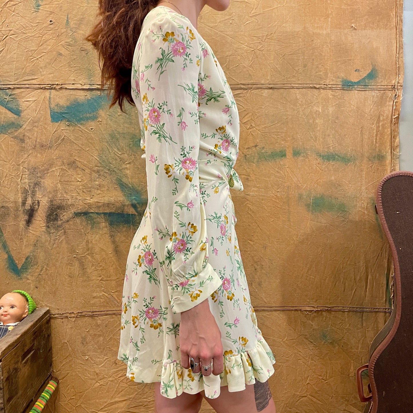 vtg 70s FLORAL MINI WRAP Mini Dress // soft slinky tie waist v neck ruffle hem lightweight bouquet print summer night flowy hippie party
