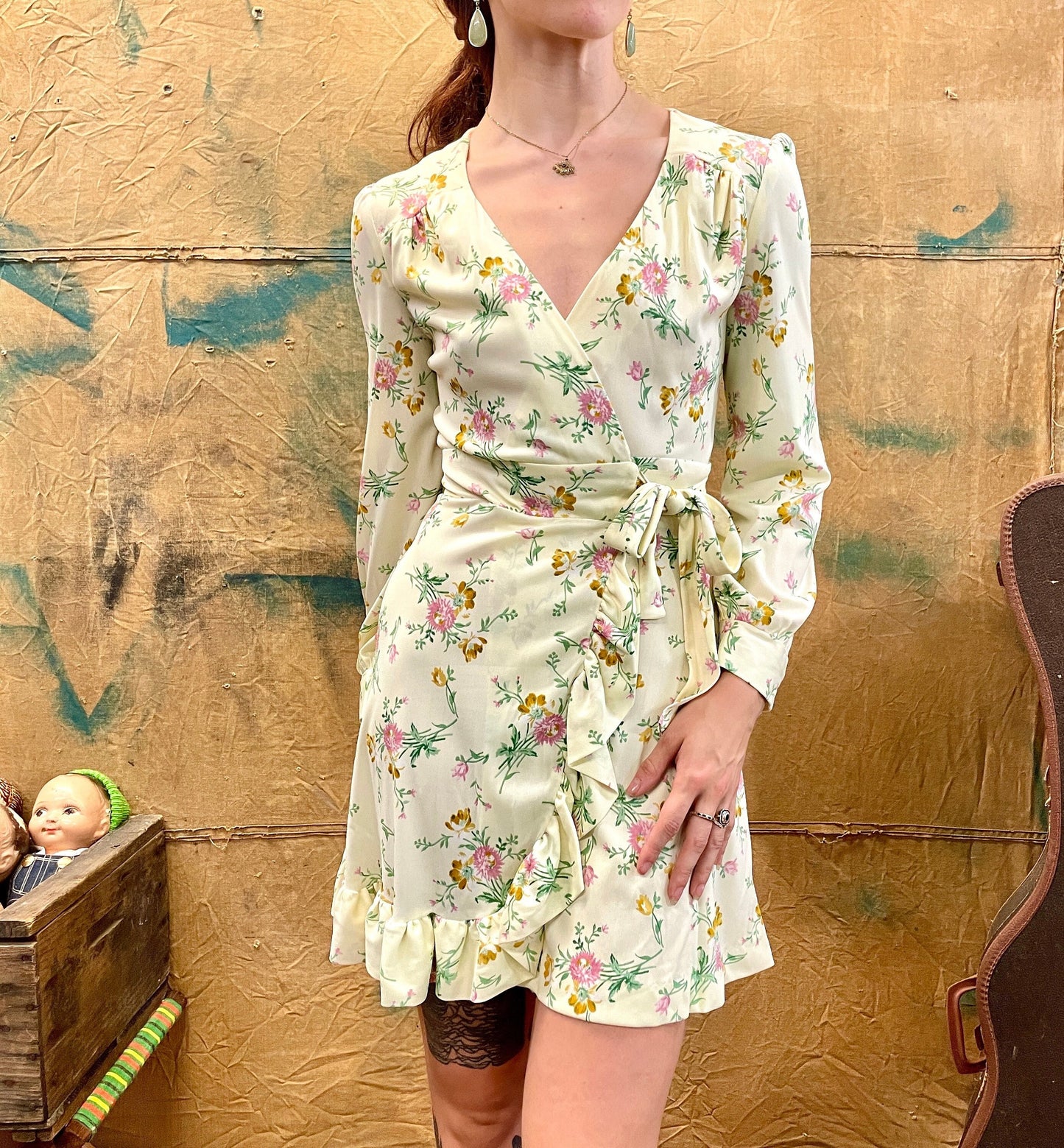 vtg 70s FLORAL MINI WRAP Mini Dress // soft slinky tie waist v neck ruffle hem lightweight bouquet print summer night flowy hippie party