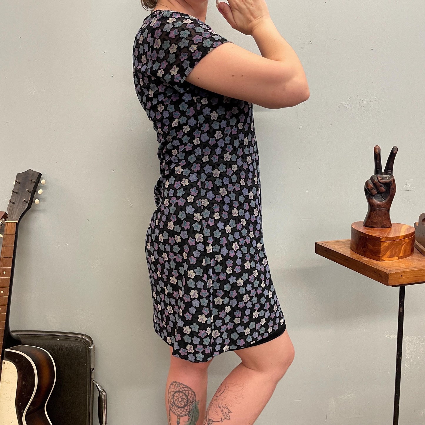 vtg 90s FLORAL MINI DRESS // slinky a line mini dress flower power bouncy metallic purple little black dress